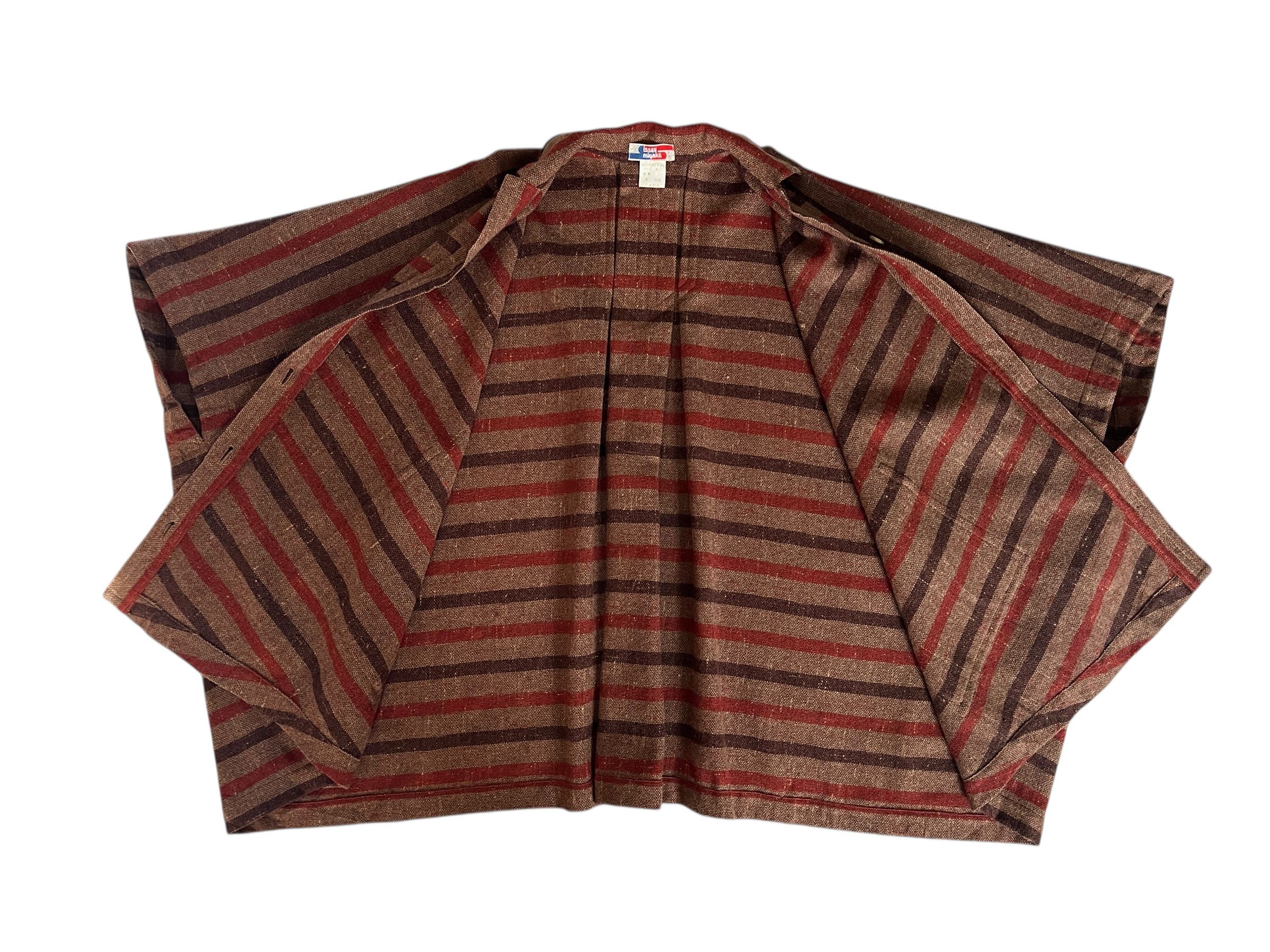 Issey Miyake Vintage 70s Issey Miyake Rug Button Up Poncho Size US M / EU 48-50 / 2 - 7 Thumbnail