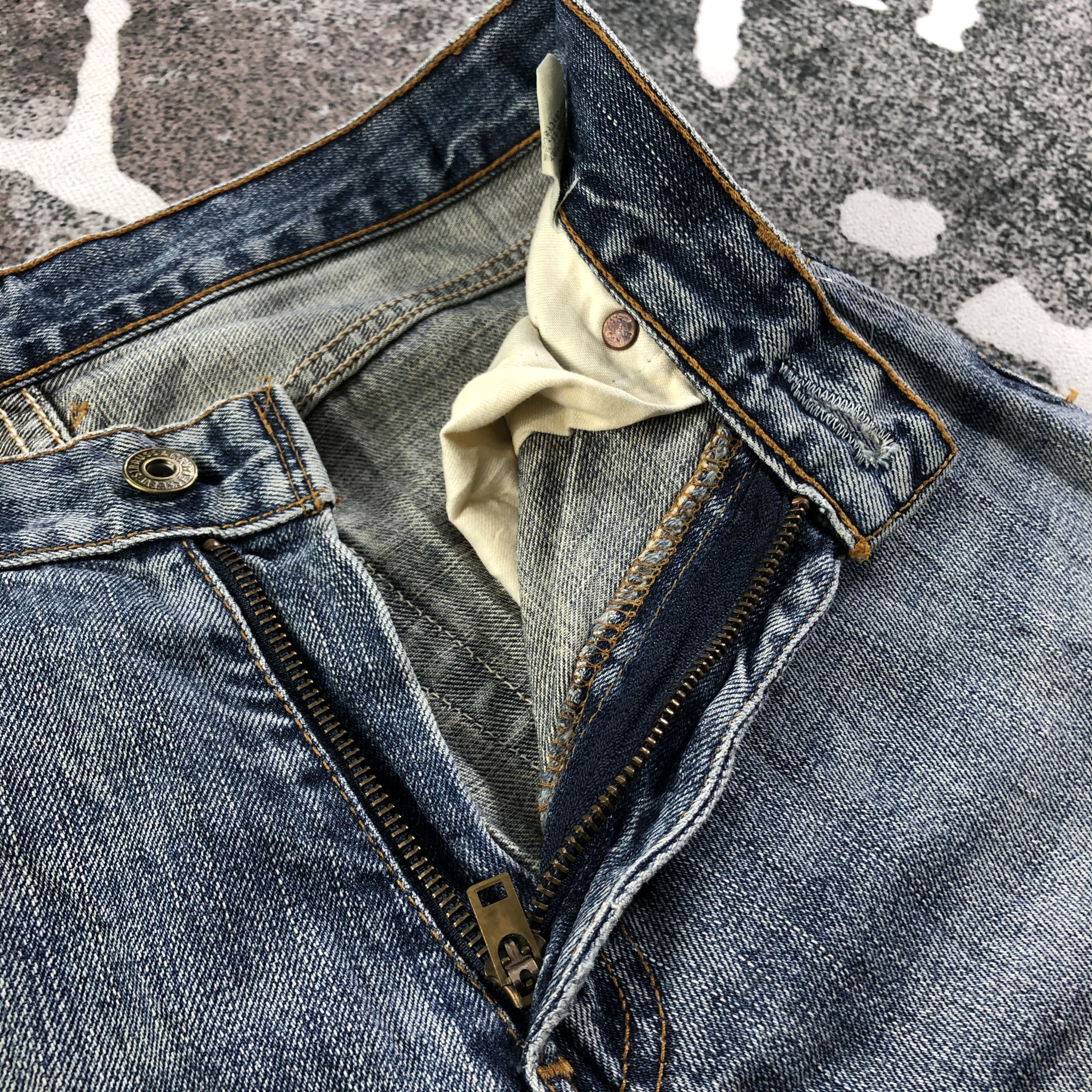 Levi's Vintage Levis 502 Jeans Medium Wash Denim KJ1836 Size US 28 / EU 44 - 8 Thumbnail