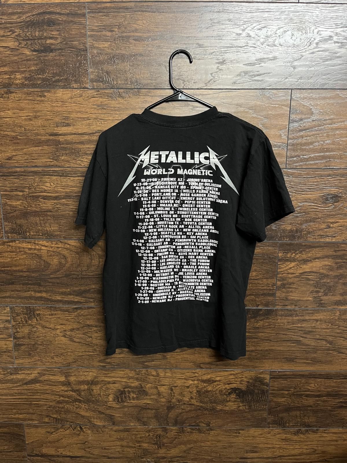 Designer Metallica T-shirt - 2008-09 World Magnetic Tour - Medium Size US M / EU 48-50 / 2 - 2 Thumbnail