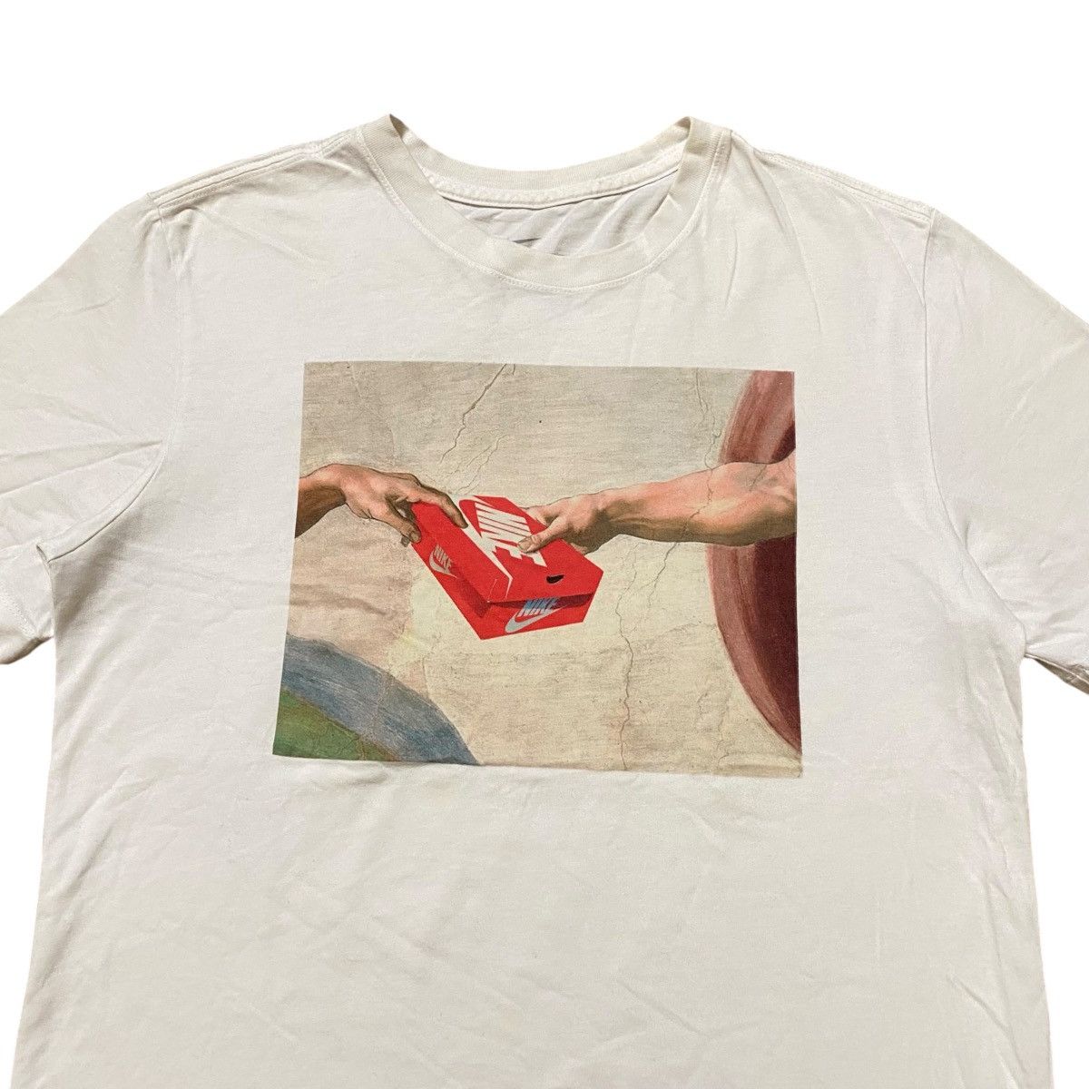 Nike The Nike Graphic Tee Size US L / EU 52-54 / 3 - 3 Thumbnail