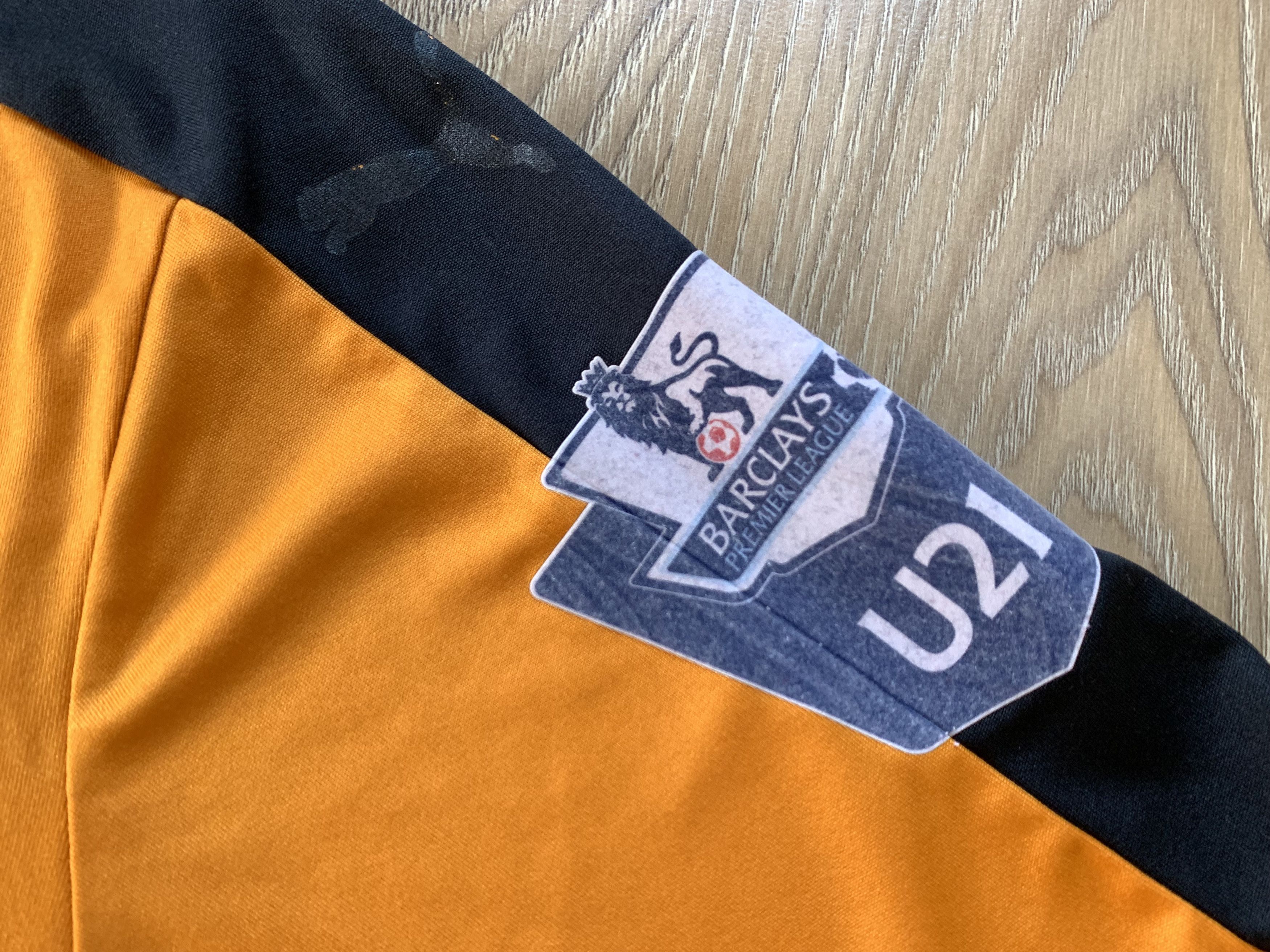 Puma Puma Wolves Home Shirt Barclays Premier League 2015-2016 Size US L / EU 52-54 / 3 - 9 Thumbnail
