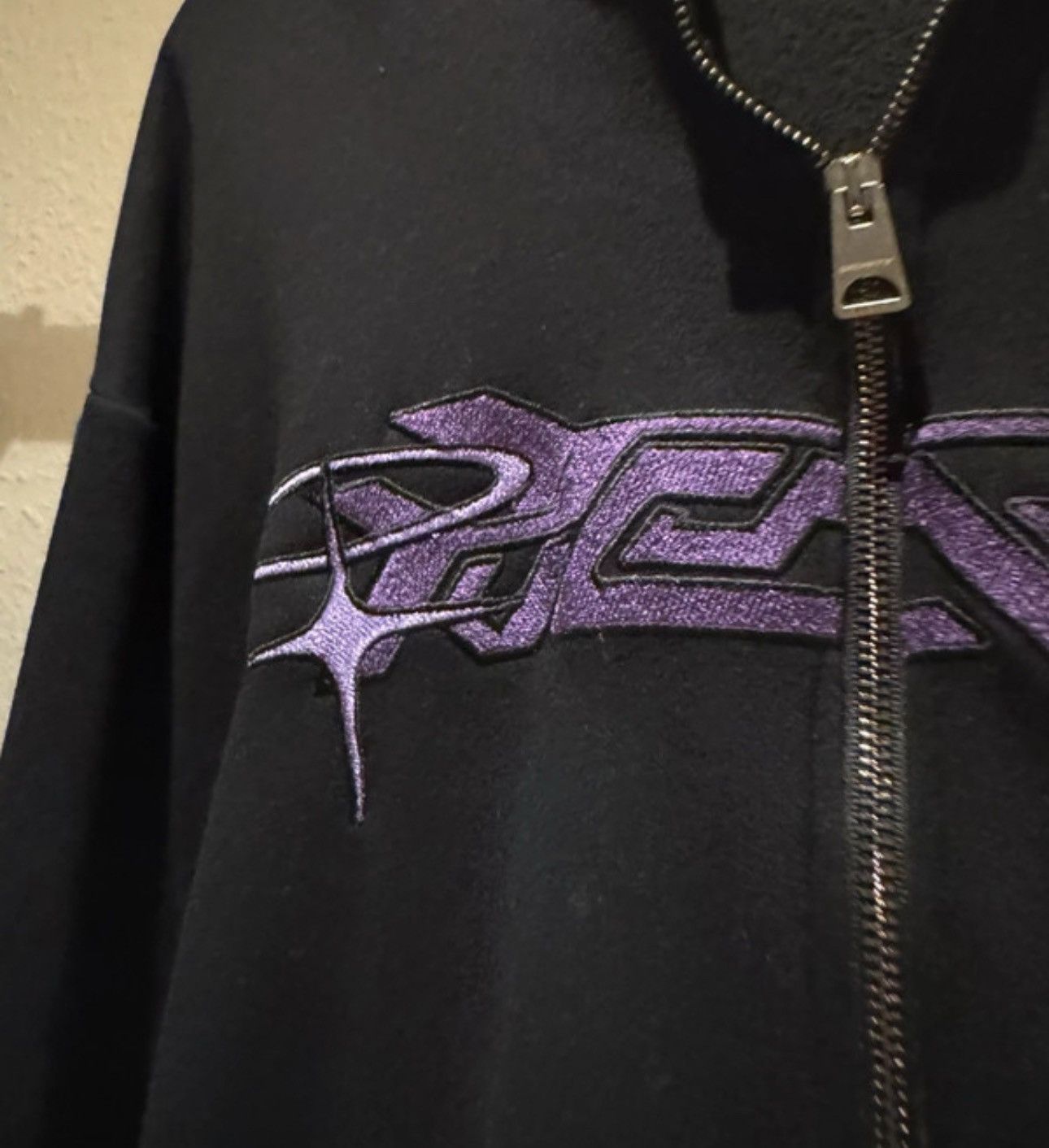 Other Vicinity Logo jacket – Black (Size M) Size US M / EU 48-50 / 2 - 3 Thumbnail