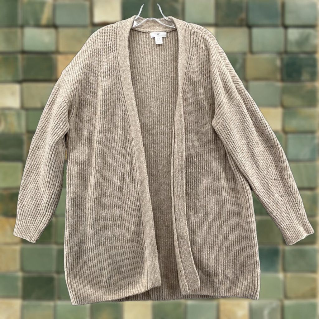 H&M H&M Open Cardigan Womens XXL Knit Corpcore Classic Travel Preppy Normcore Office Cardigan Womens 2XL Beige Knit Open 90s Preppy Travel Office Classic Size XXL / US 16-18 / IT 52-54 - 1 Thumbnail