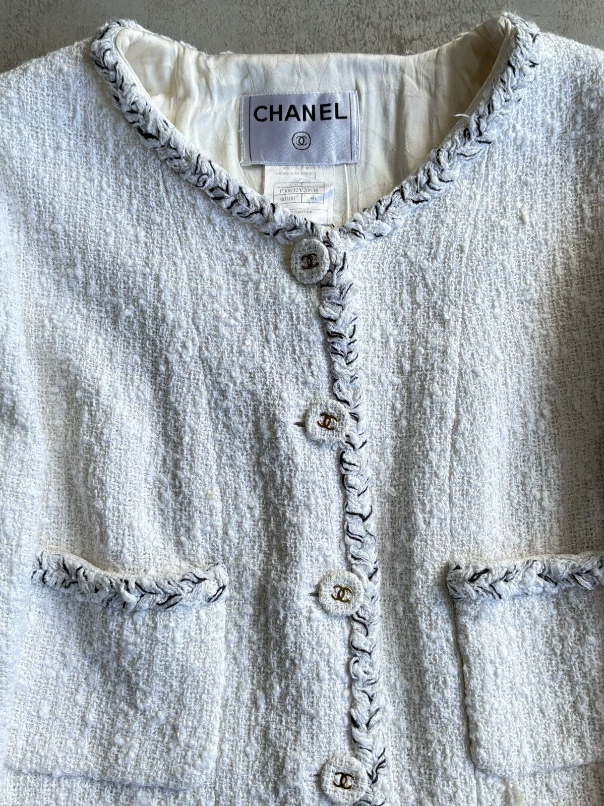 Chanel 2007 Chanel - White & Gold Tweed Blazer Size XL / US 12-14 / IT 48-50 - 3 Thumbnail