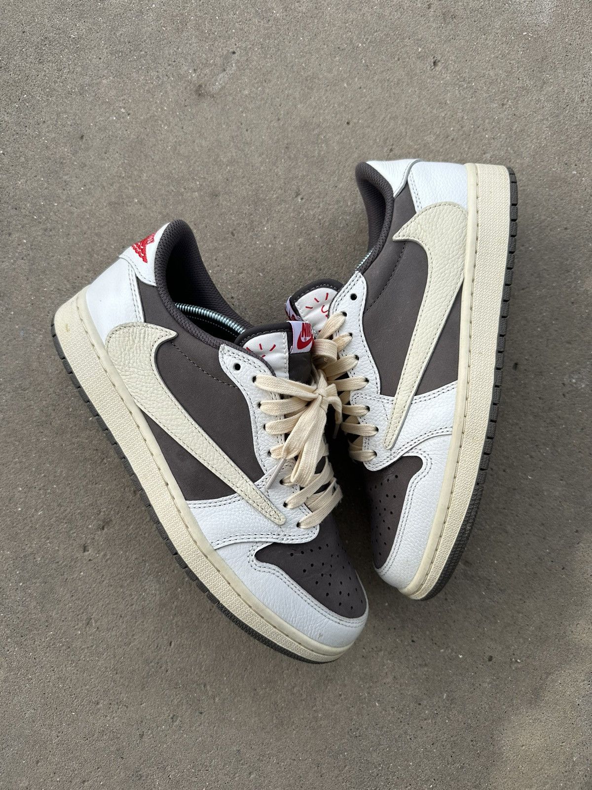 Jordan Brand Jordan 1 Retro Low OG SP Travis Scott Reverse Mocha size 8 Size US 8 / EU 41 - 1 Thumbnail