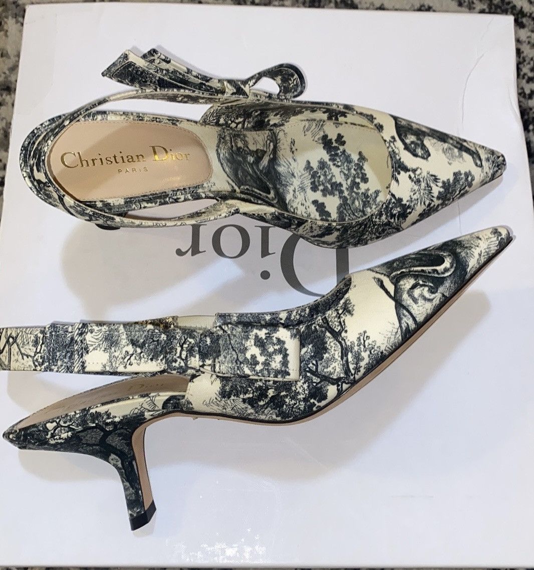 CHRISTIAN DIOR Toile de Jouy Slingback Sweet-D Pumps size 38
