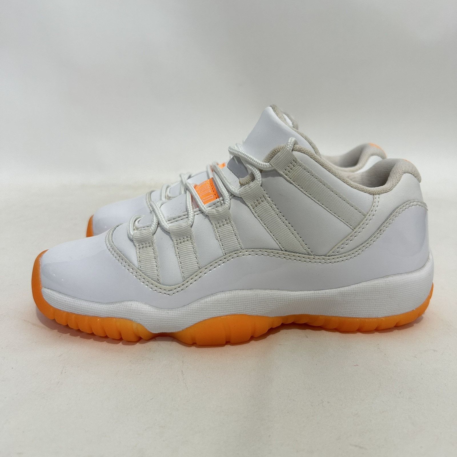 Nike Nike Air Jordan 11 Retro Low GS “Citrus Orange” Size US 5.5 / IT 35.5 - 6 Thumbnail