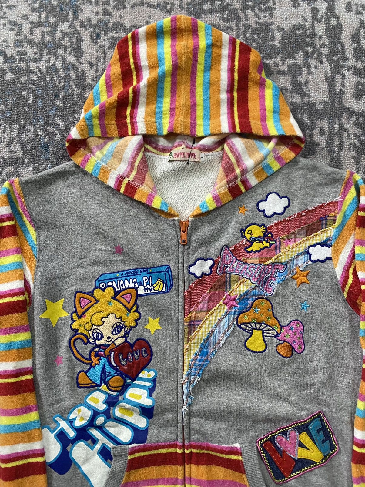 20471120 JAPANES HAPPIE HIPPIE ZIP HOODIE Size US L / EU 52-54 / 3 - 4 Thumbnail