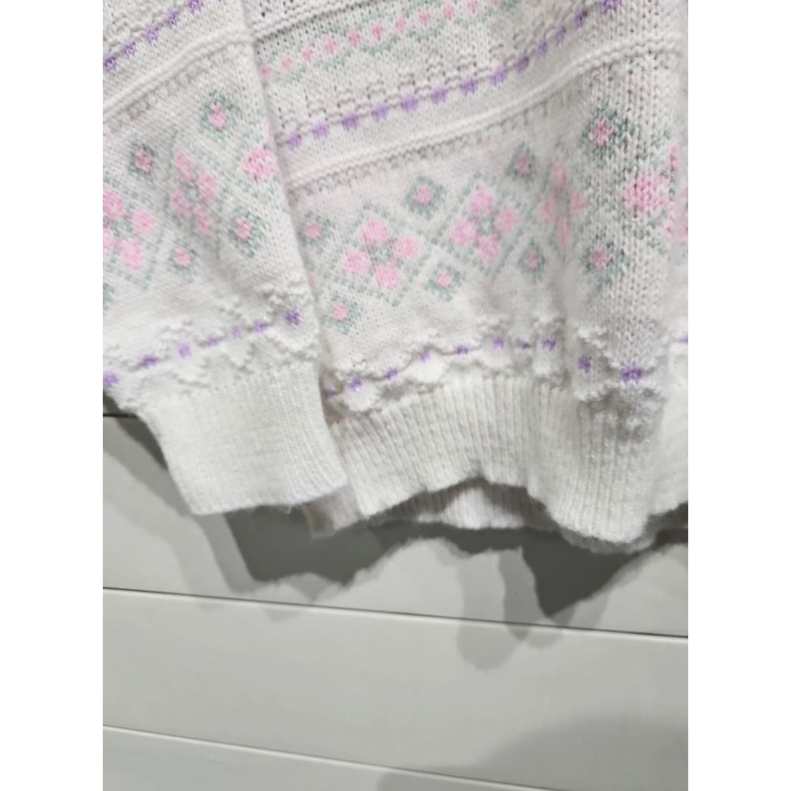 Vintage VINTAGE Diversity Sport Pastel Geometric Easter Acrylic Sweater Womens Medium Petite Size M / US 6-8 / IT 42-44 - 5 Thumbnail