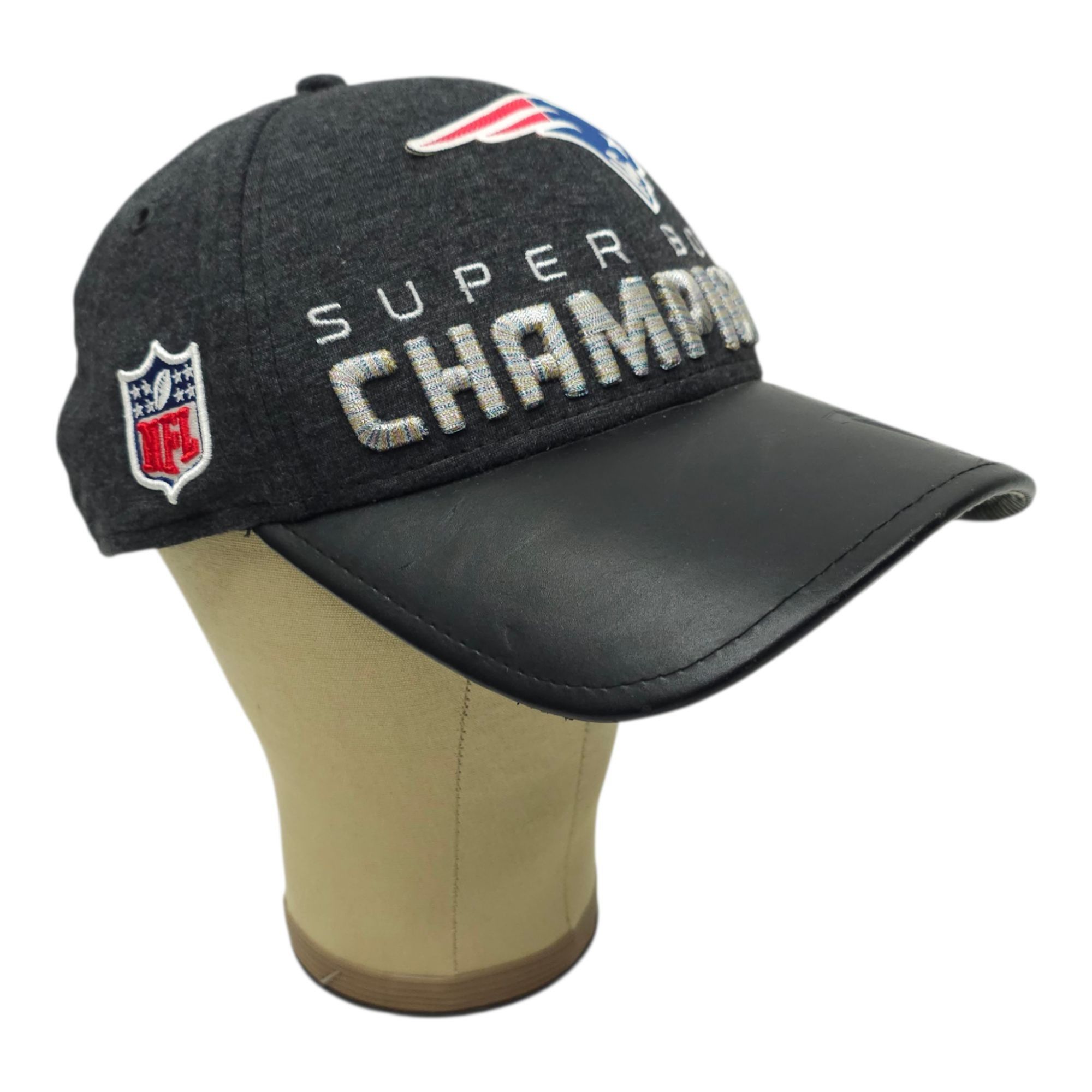New Era New England Patriots Super Bowl LI Strapback Cap Hat Trophy Size ONE SIZE - 3 Thumbnail