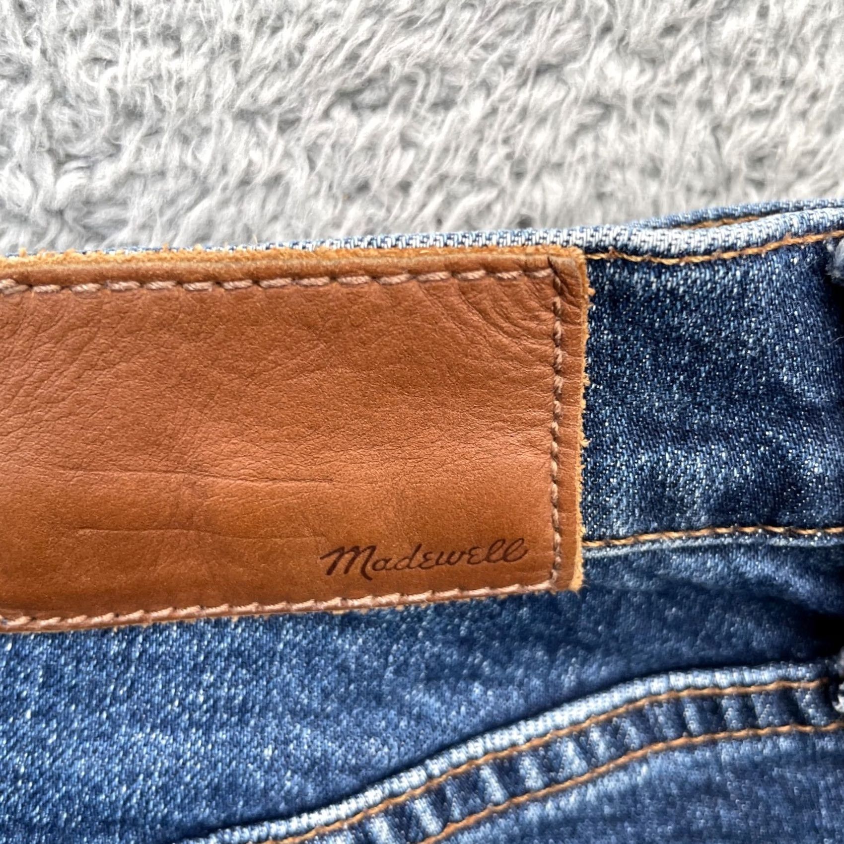 Madewell Madewell Jeans Womens 28 Blue Cruiser Straight Leg Whiskered Denim Logo Mid Rise Shirt? Size 28" / US 6 / IT 42 - 7 Thumbnail