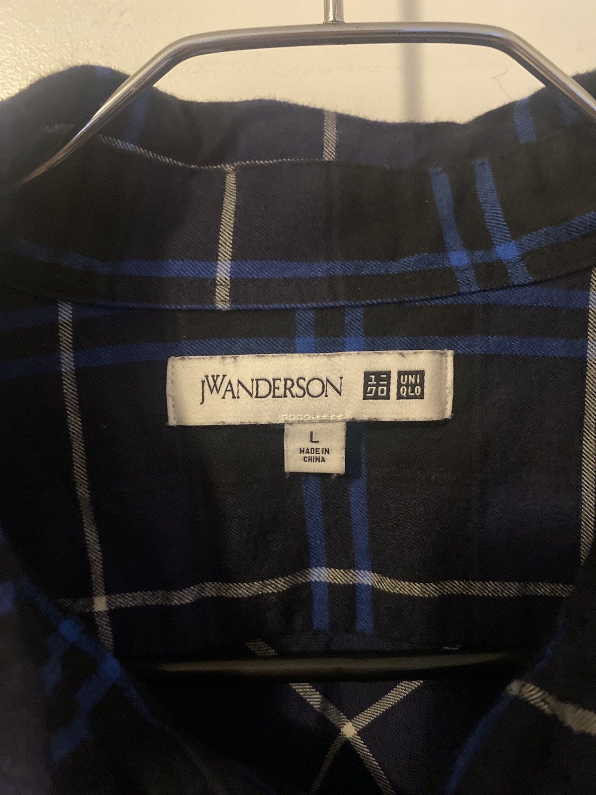 JW Anderson × Uniqlo NWOT JW Anderson Uniqlo Flannel Blue White Black Size L Size US L / EU 52-54 / 3 - 2 Thumbnail