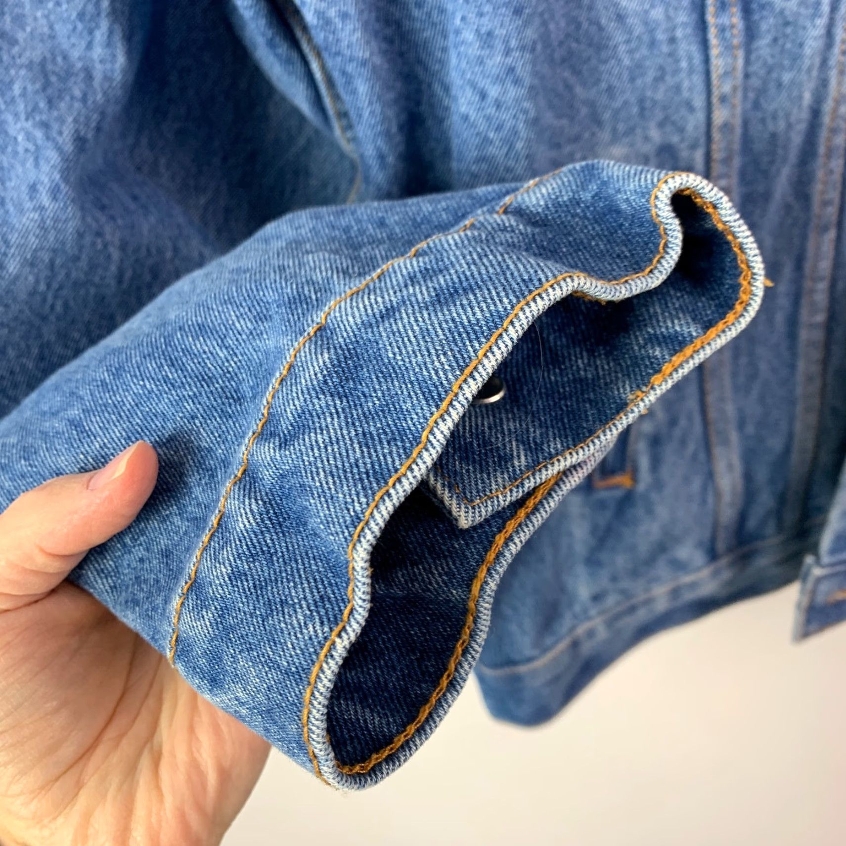 Vintage VINTAGE Universal Studios Embroidered Button Denim Jacket Chest 52 Jacket Men 2XL Blue 90s Casual Oversized 2XL Chest 52 Denim Size US 39 - 5 Thumbnail