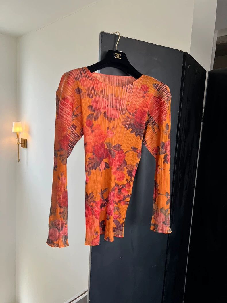 Issey Miyake Issey Miyake Orange floral pleated long-sleeved shirt Size M / US 6-8 / IT 42-44 - 1 Thumbnail