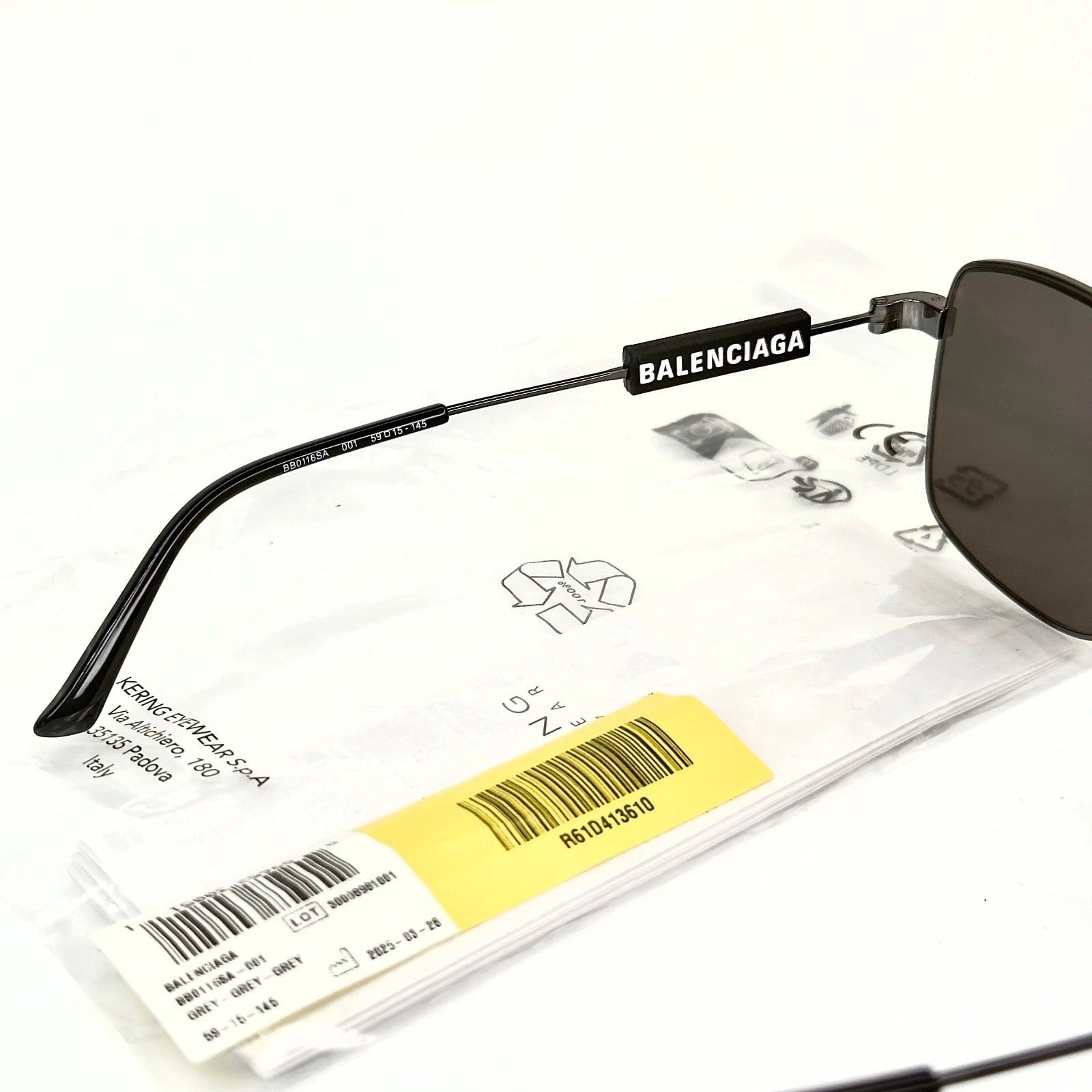 Balenciaga BALENCIAGA BB0116SA TAG 0116 Aviator Black Sunglasses 001 Size ONE SIZE - 6 Thumbnail
