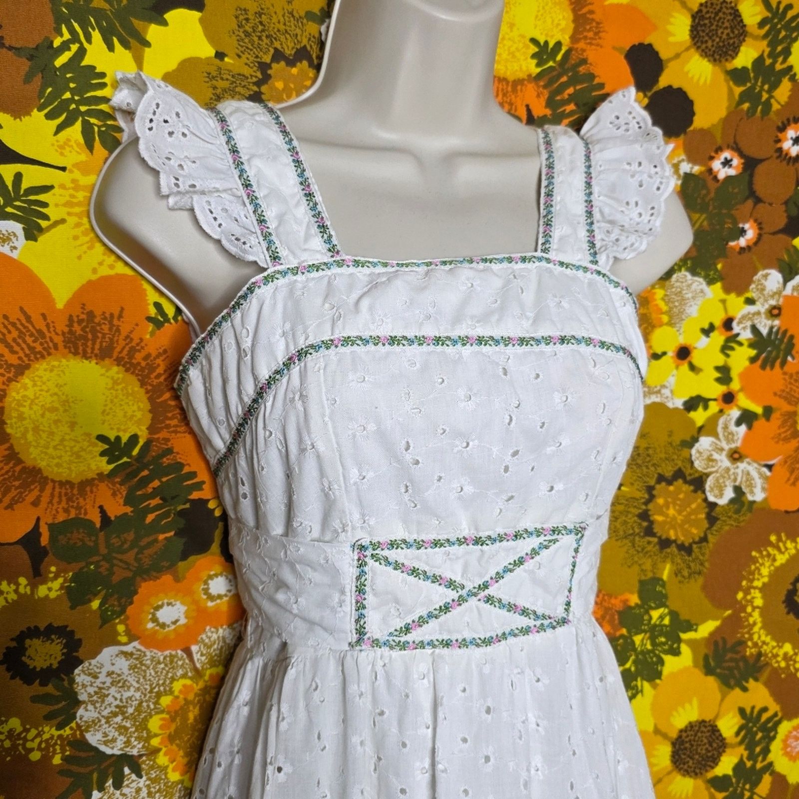 Vintage VTG Candi Jones California White Eyelet Prairie Maxi Dress Size XS / US 0-2 / IT 36-38 - 4 Thumbnail