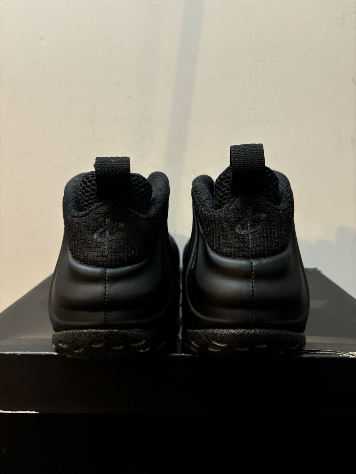 Nike Nike Air Foamposite One Anthracite Black 2020 Size US 9 / EU 42 - 5 Thumbnail