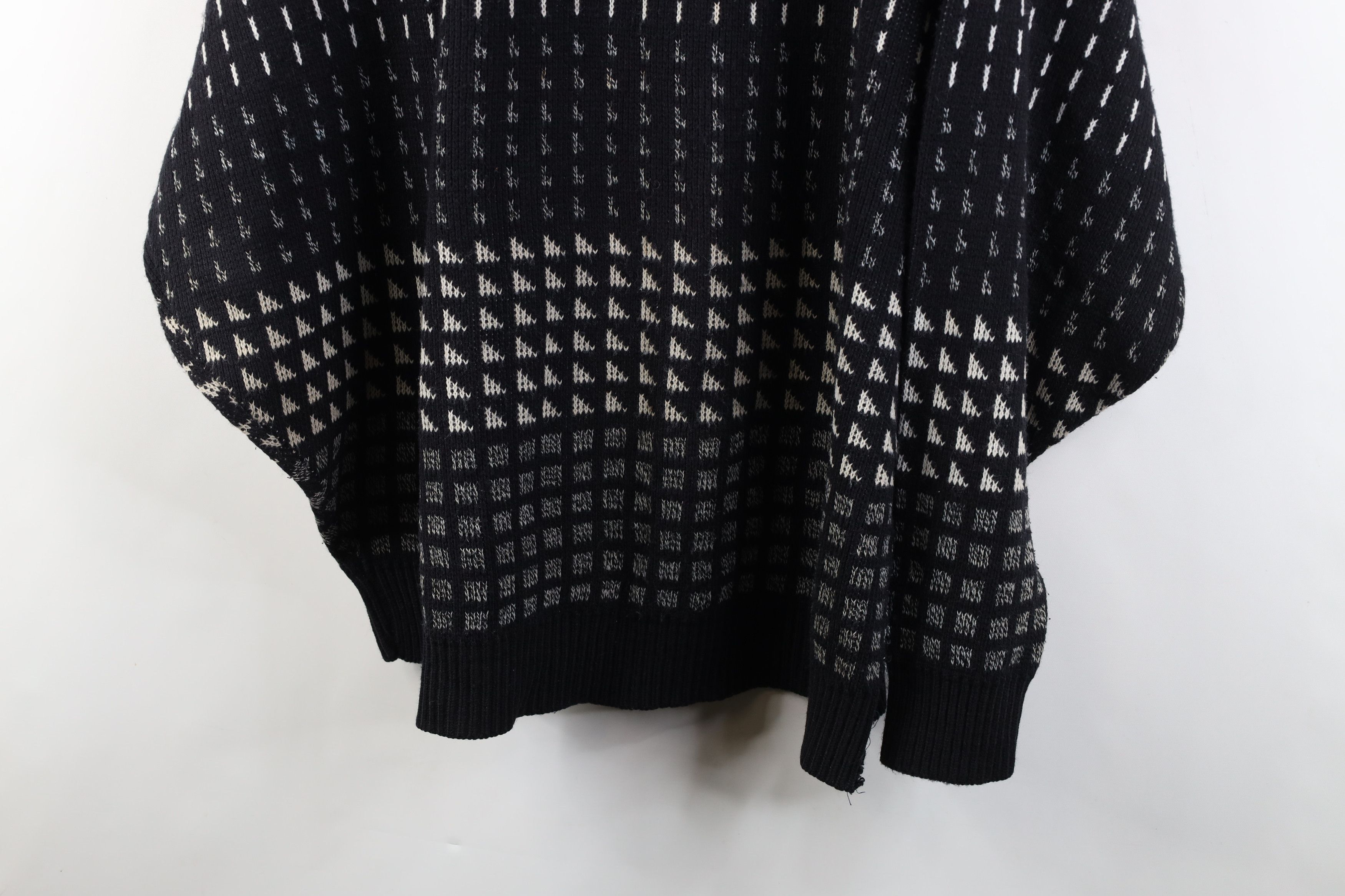 Vintage Vintage 90s Streetwear Geometric Knit Crewneck Sweater USA Size US XXL / EU 58 / 5 - 3 Thumbnail