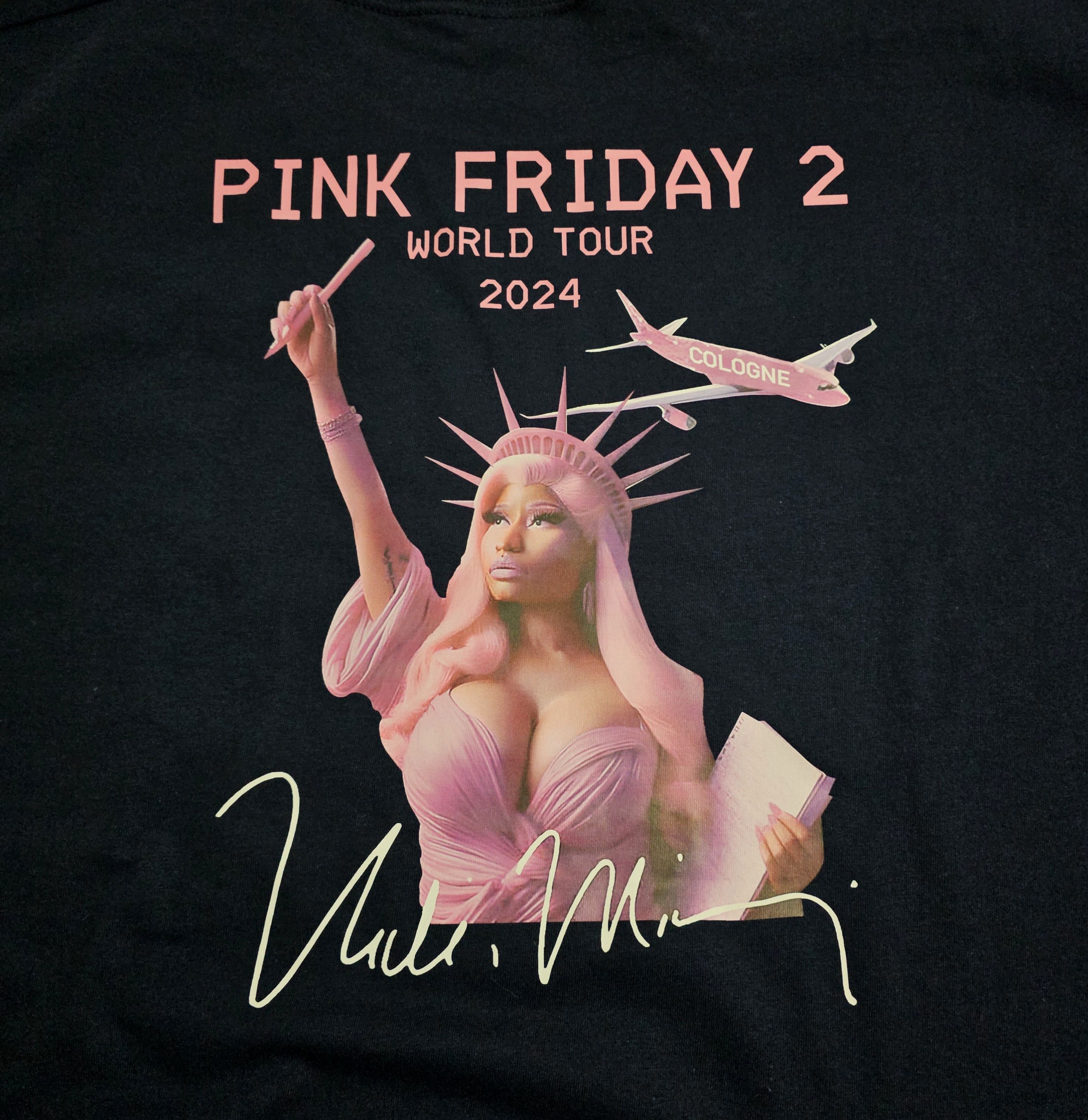 Japanese Brand × Vintage NICKI MINAJ 2024 WORLD TOUR PINK FRIDAY HIP HOP RAP SHIRT L Size US L / EU 52-54 / 3 - 6 Thumbnail