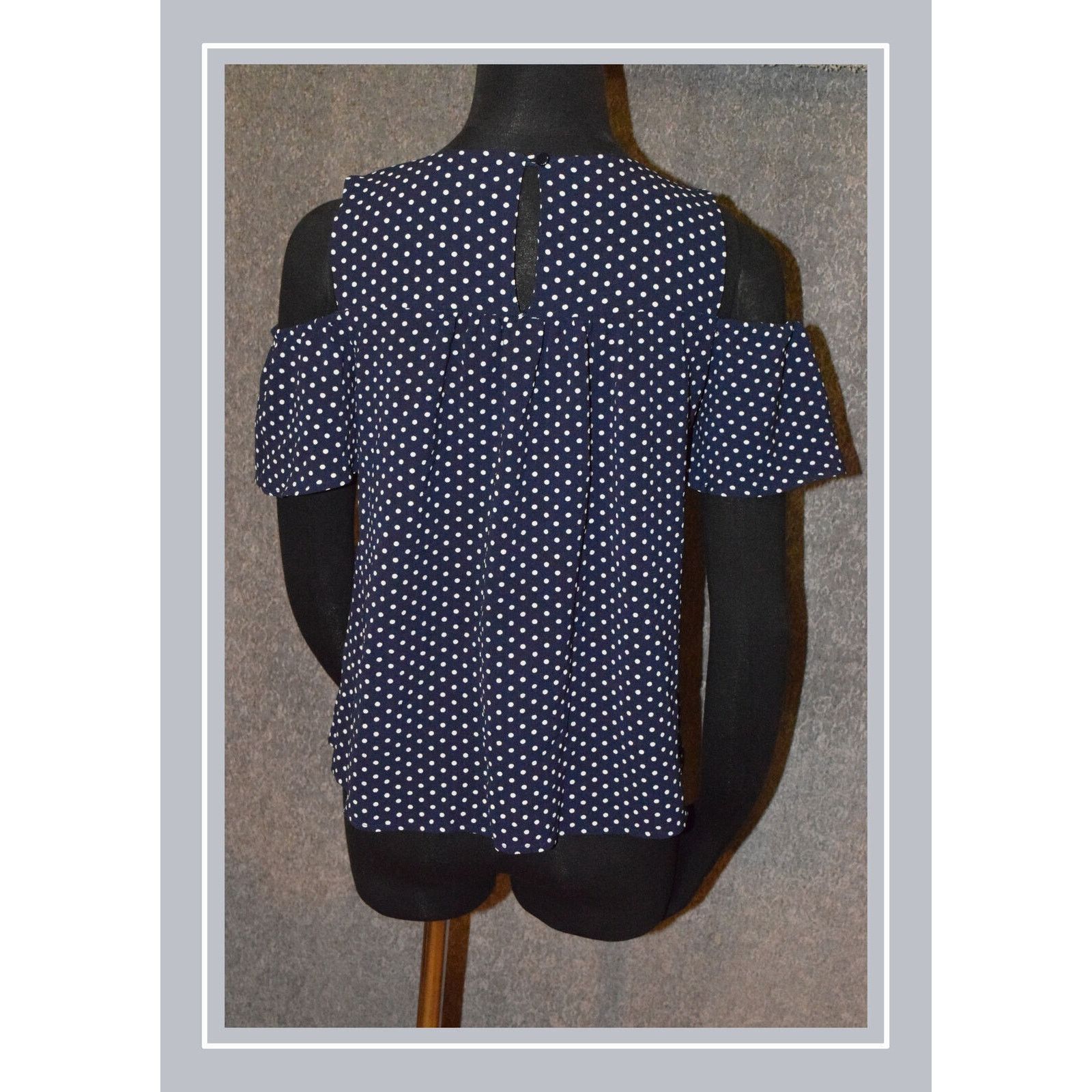 Vintage Monteau Navy/White Polka Dot SS Cold Shoulder Blouse SZ M Size M / US 6-8 / IT 42-44 - 4 Thumbnail