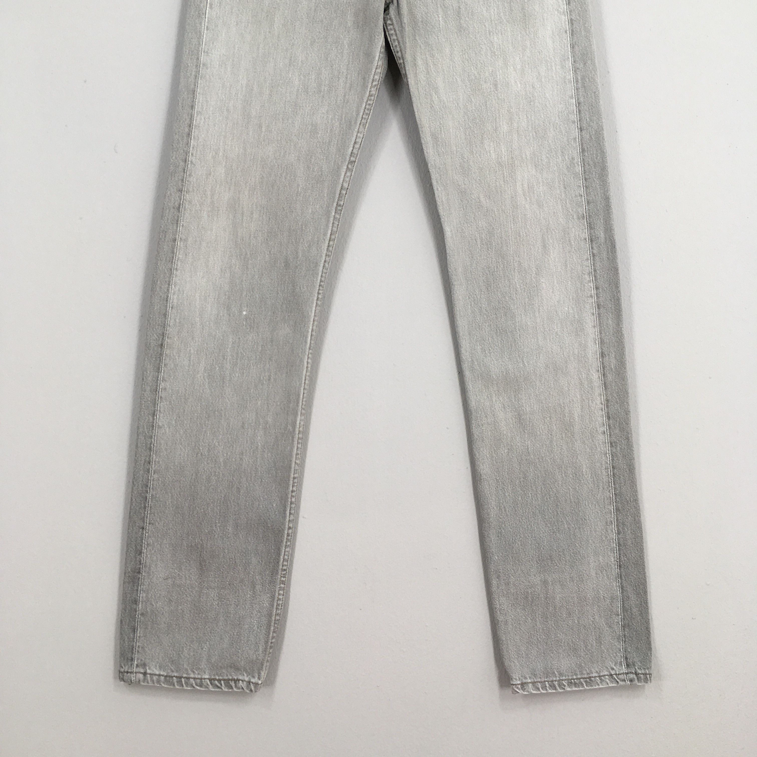 Levi's Size 27x32 Vintage 90s Levi's 501 Faded Black Jeans S366 Size 27" / US 4 / IT 40 - 4 Thumbnail