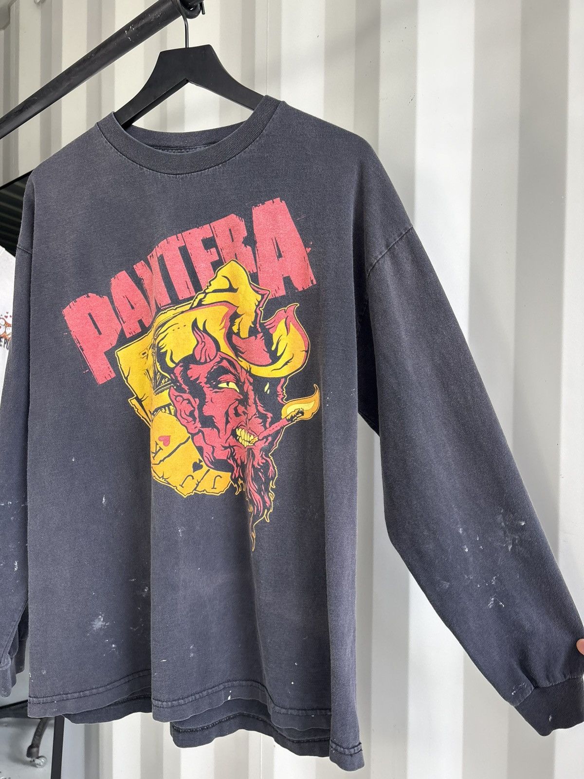 Band Tees Thrashed Pantera Hell Bound Faded Distressed Shirt GRUNGE Size US XL / EU 56 / 4 - 2 Thumbnail