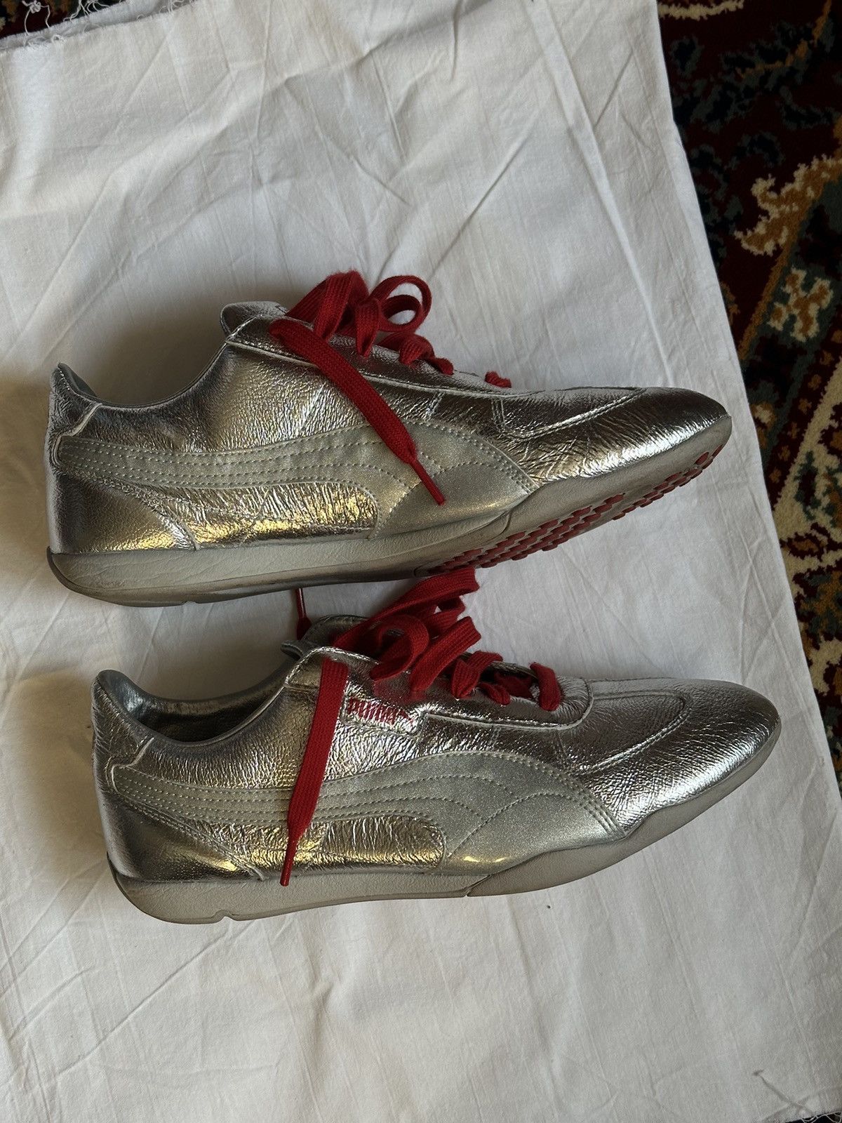 Puma Puma silver sneakers Size US 9 / EU 42 - 4 Thumbnail