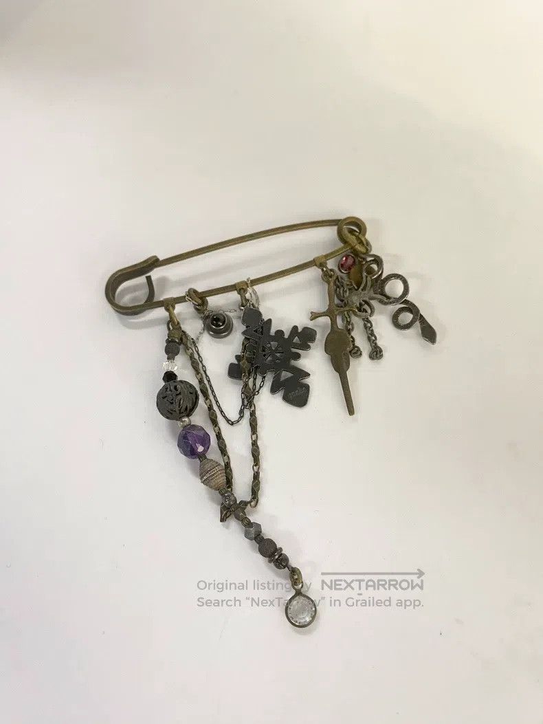 Japanese Brand Japanese Brand GundaPin Brooch Size ONE SIZE - 3 Thumbnail