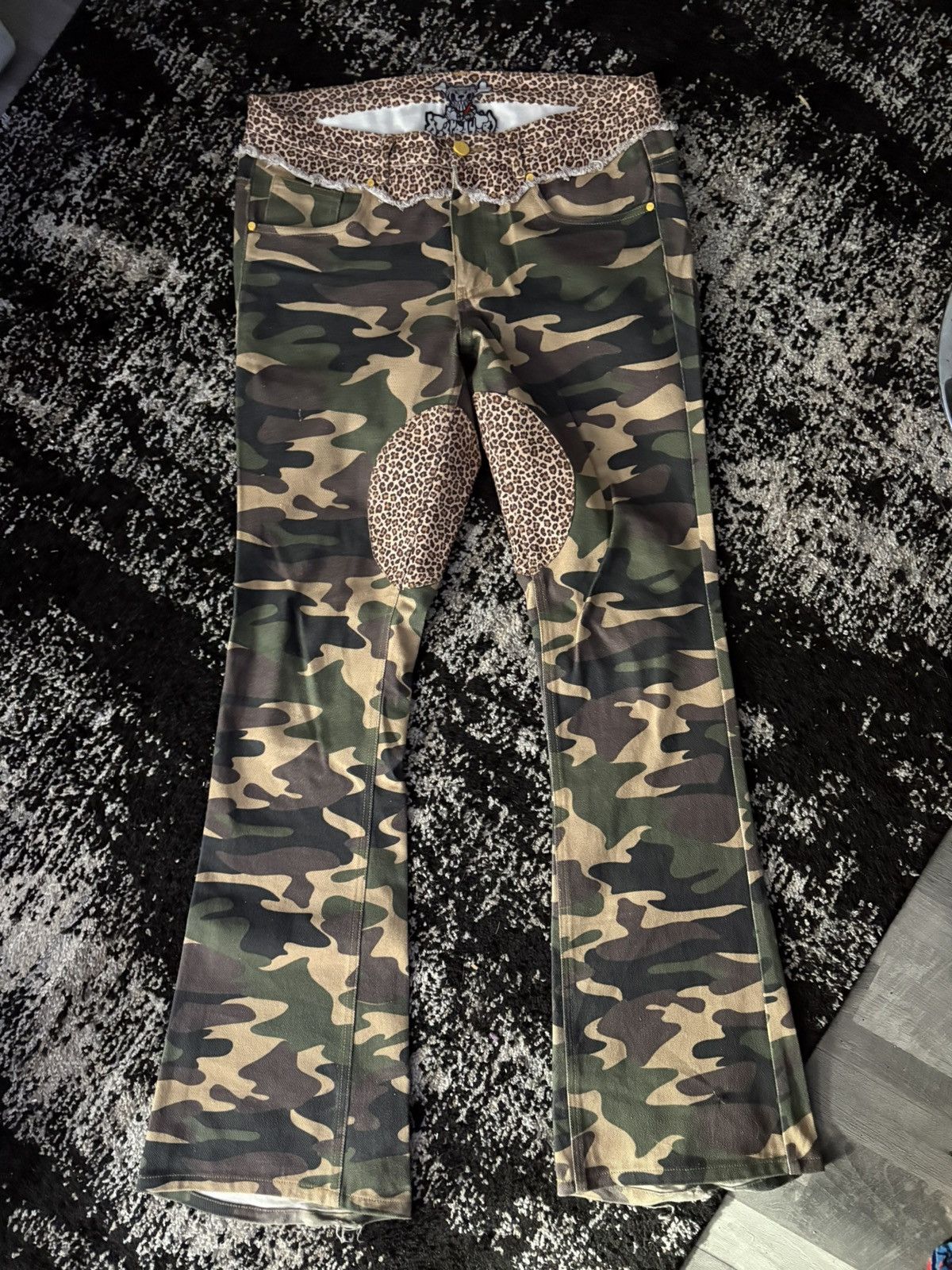 Wrst IG brand pants camoflauge with cheetaprint