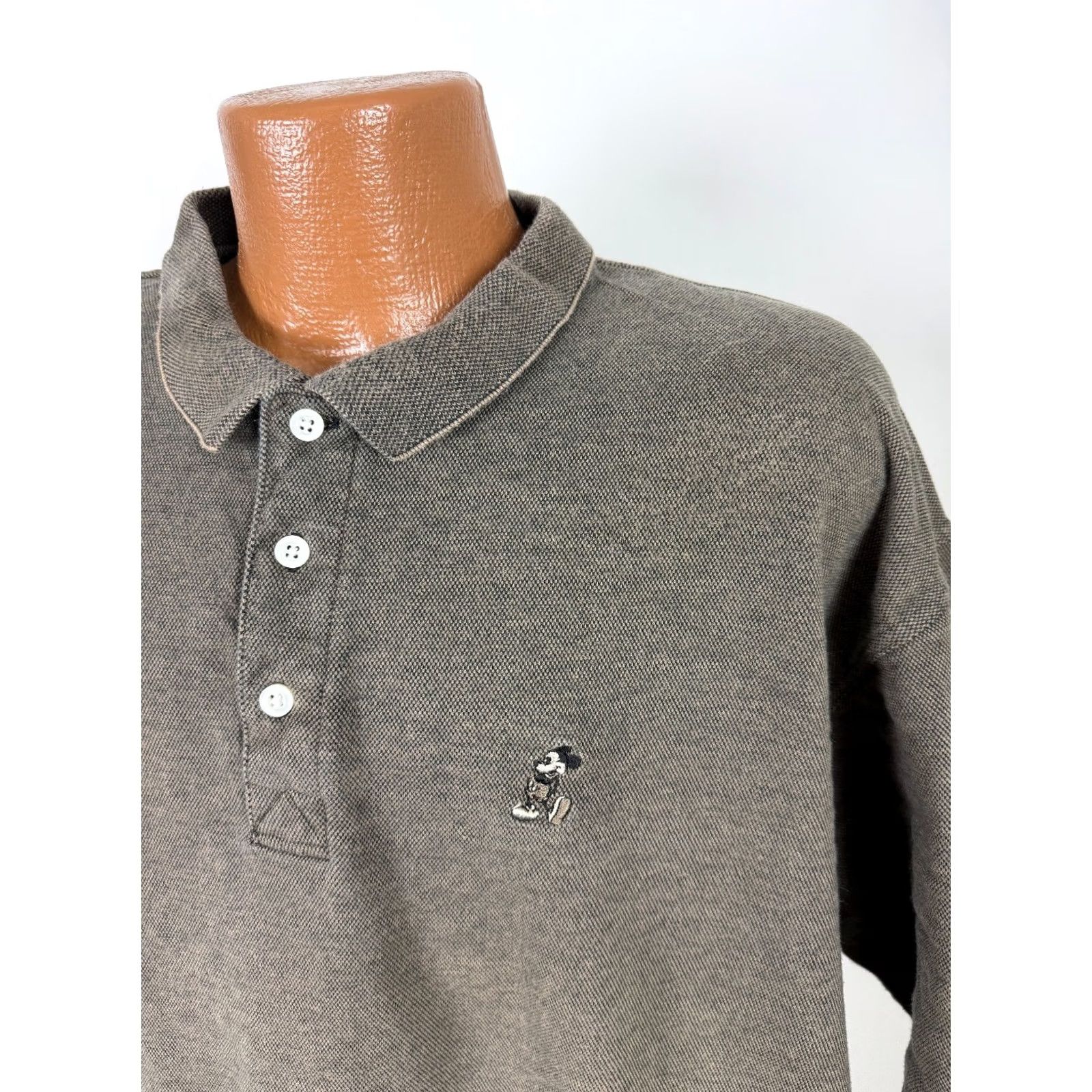 Disney VINTAGE Disney Polo Shirt 2XL Men's Brown Cotton Mickey Mouse Embroidered Midweight Knit Polo Shirt 90s Cartoon Vintage Disney Worldwide Size US XXL / EU 58 / 5 - 7 Thumbnail