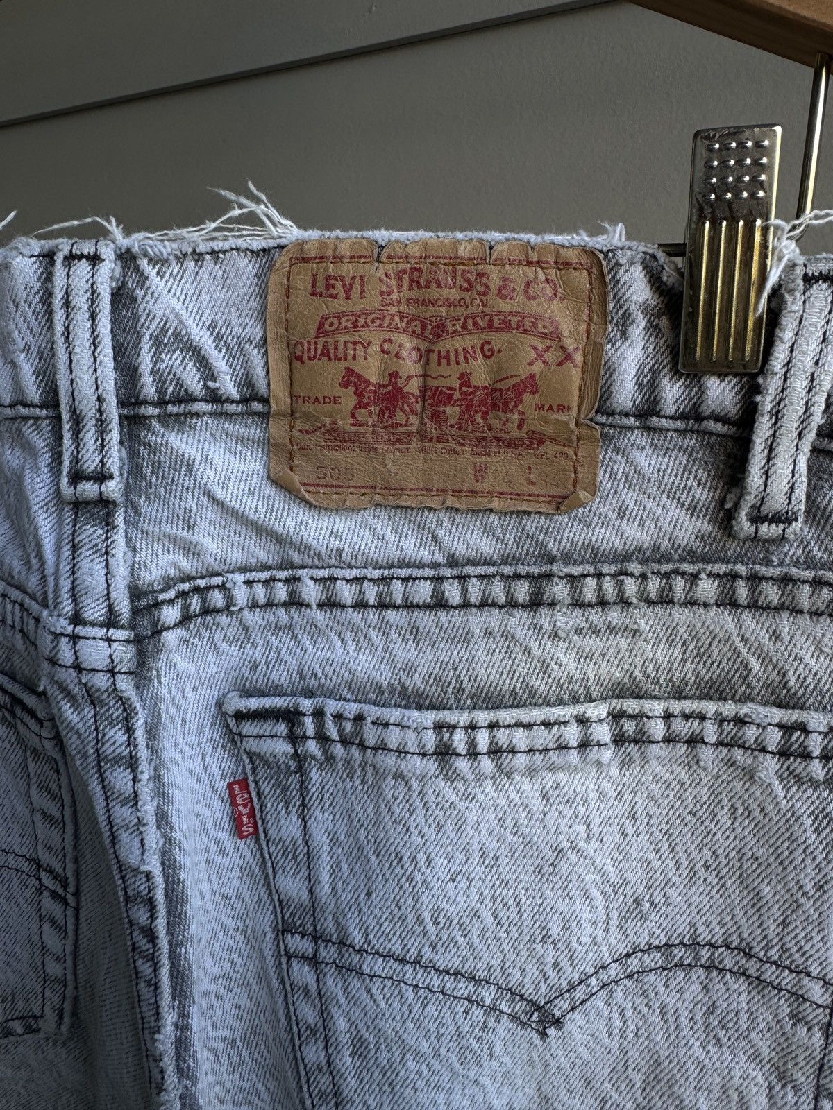 Levi's Vintage Clothing Levi's 505 USA 1989 Faded Distressed Jeans 32x33 ERD Size US 34 / EU 50 - 19 Thumbnail