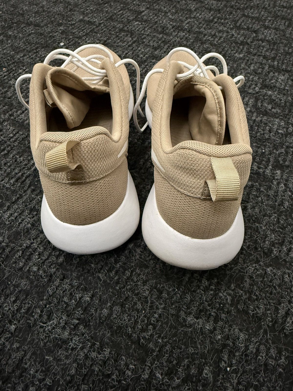 Nike Nike Roshe One 'Sand' Size US 9.5 / EU 42-43 - 4 Thumbnail