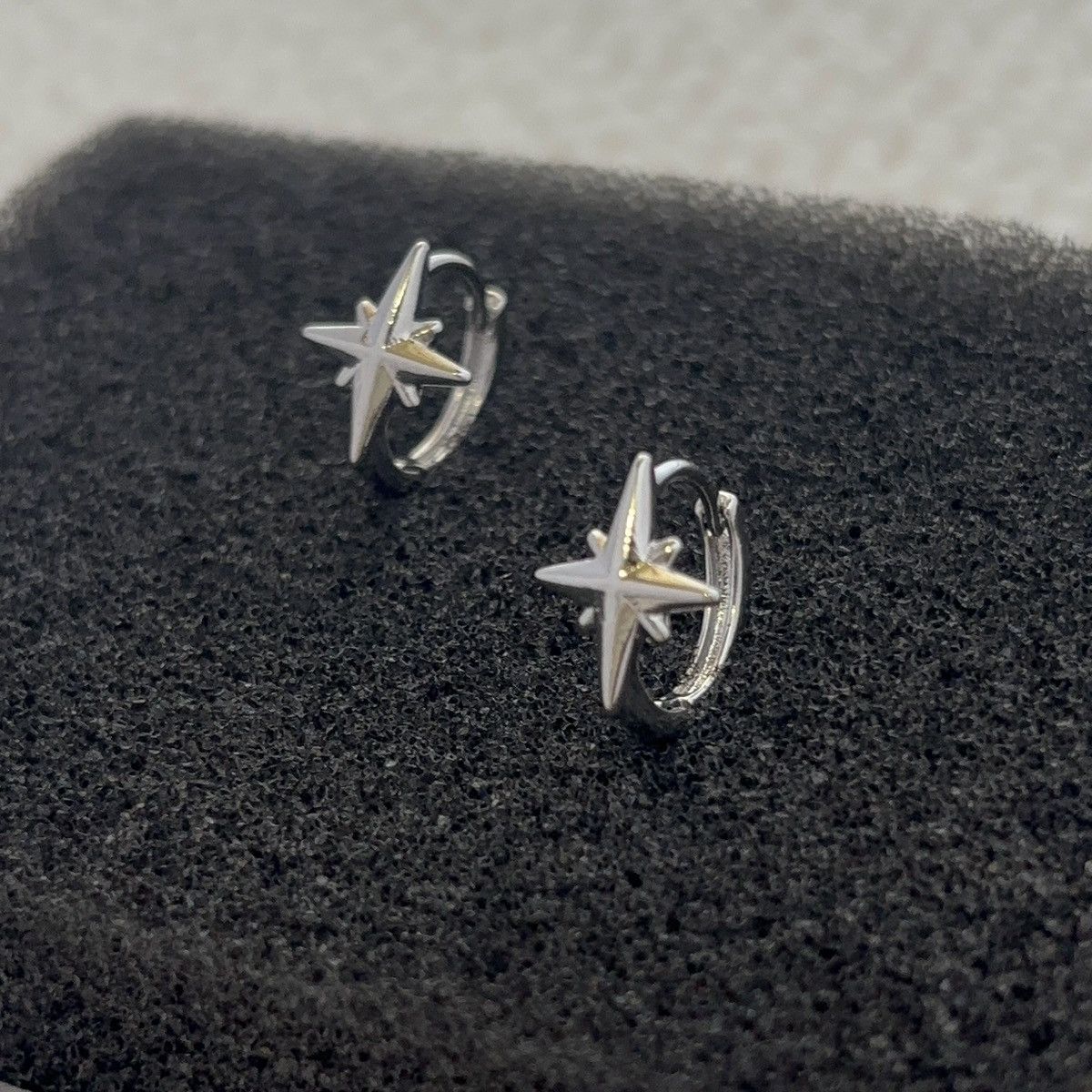 Other Star Small Hoop Earrings for Men Women Unisex Earrings Size ONE SIZE - 1 Thumbnail