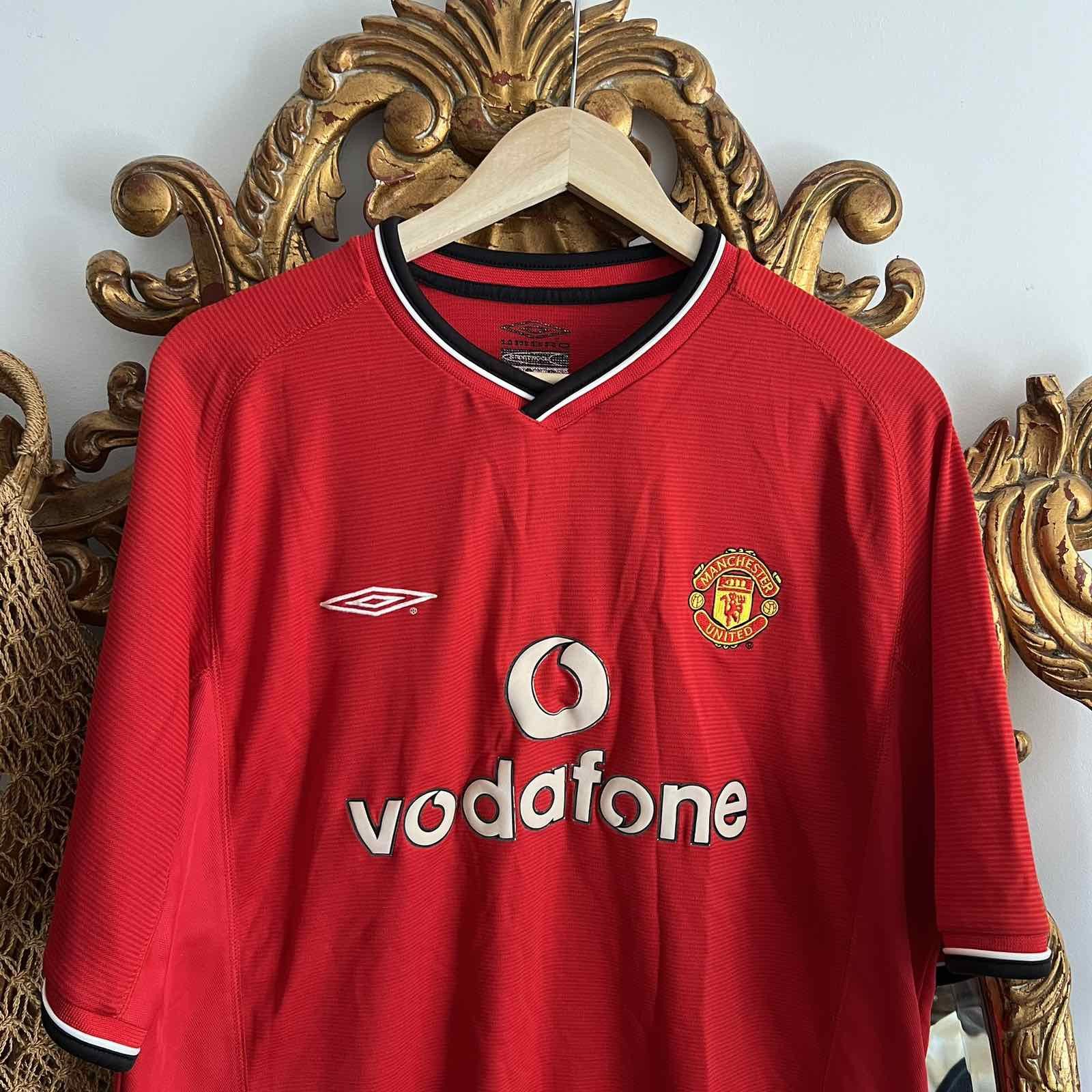 Umbro × Vintage Vtg Umbro Manchester United Soccer Jersey 2000-2001 Sz XL Size US XL / EU 56 / 4 - 3 Thumbnail