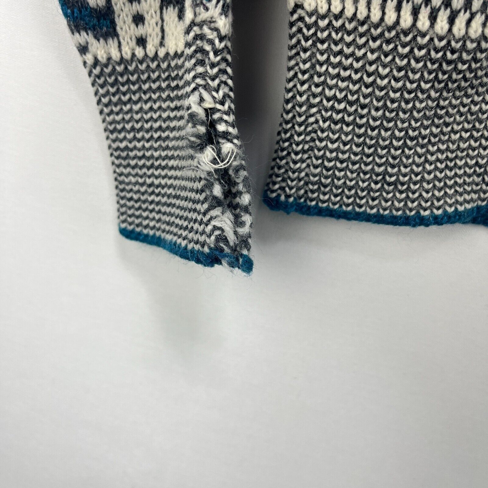 Vintage Vintage Coogi Style JJ Cochran Madein USA Knit Sweatshirt XL Size US XL / EU 56 / 4 - 5 Thumbnail