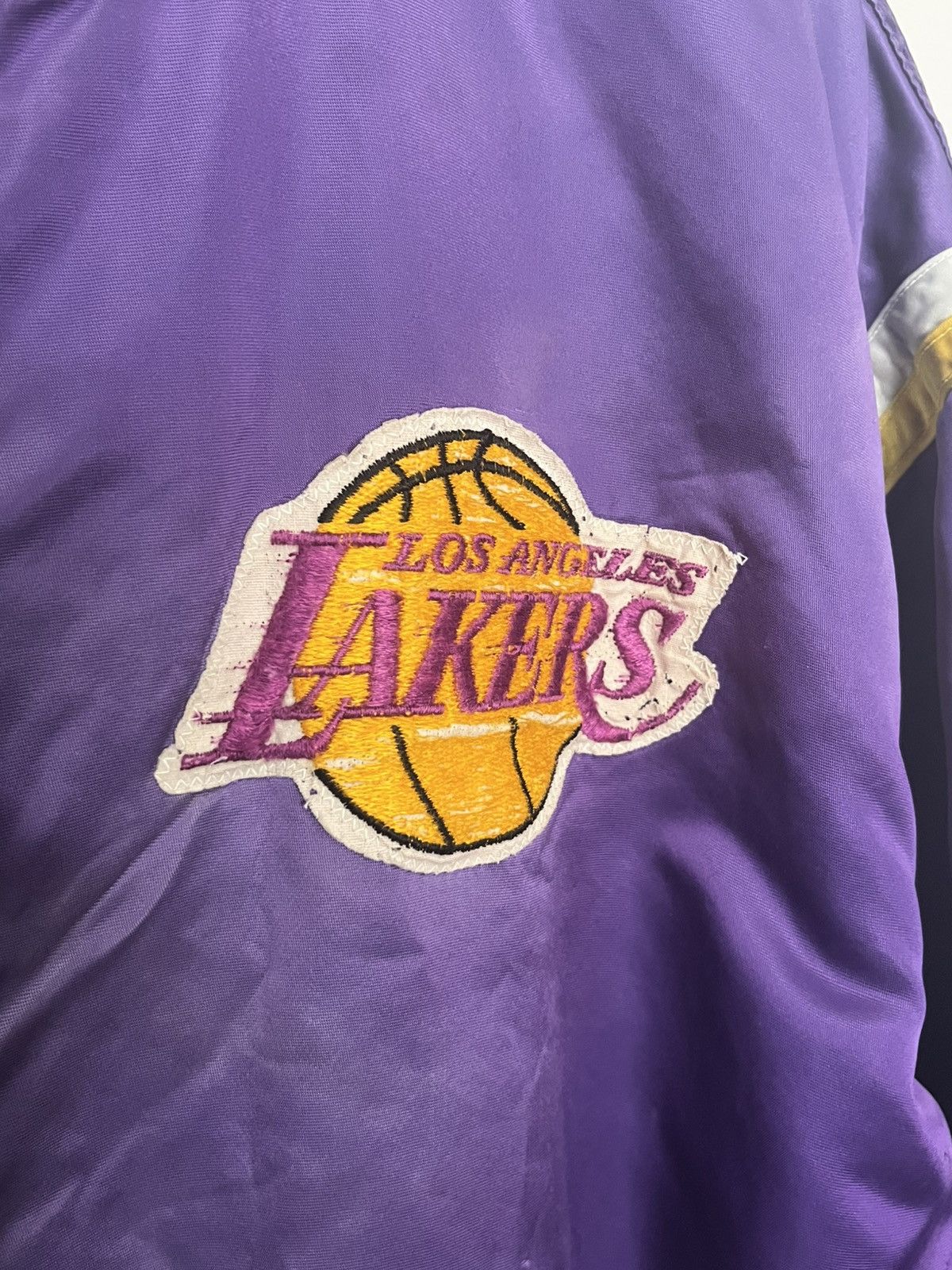 Vintage Los Angeles Lakers Satin Purple 90’s STARTER Jacket XXL Size US XXL / EU 58 / 5 - 3 Thumbnail