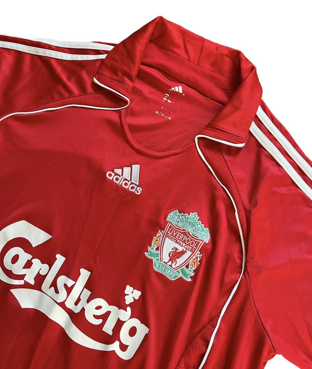 Adidas Vintage Liverpool soccer jersey Size US M / EU 48-50 / 2 - 3 Thumbnail