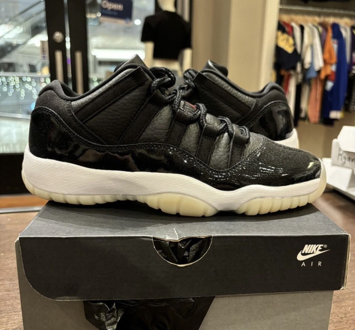 Jordan Brand Jordan 11 72-10 Size 7.5 Used Size US 7.5 / EU 40-41 - 1 Thumbnail
