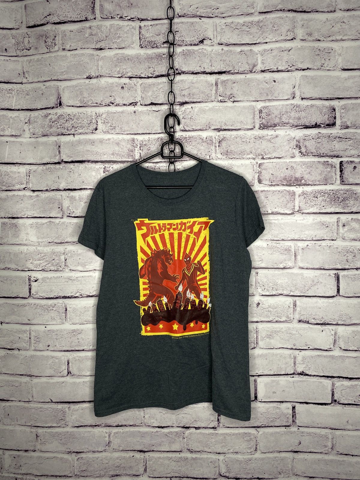 Vintage MENS Vintage 1998 Ultraman Gaia Graphic T-Shirt Size US M / EU 48-50 / 2 - 1 Thumbnail