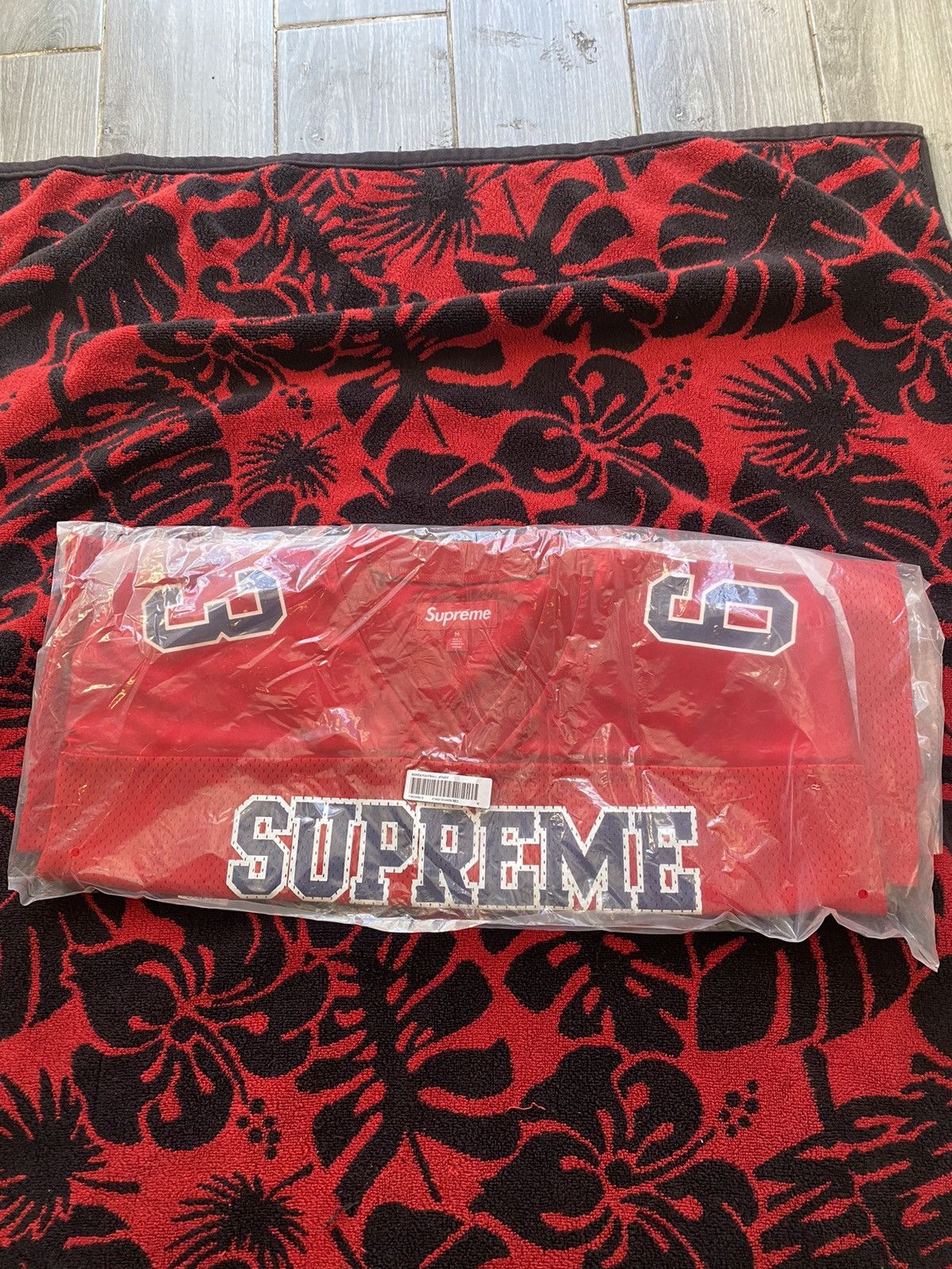 Supreme Supreme Bones Football Jersey Medium Size US M / EU 48-50 / 2 - 6 Thumbnail