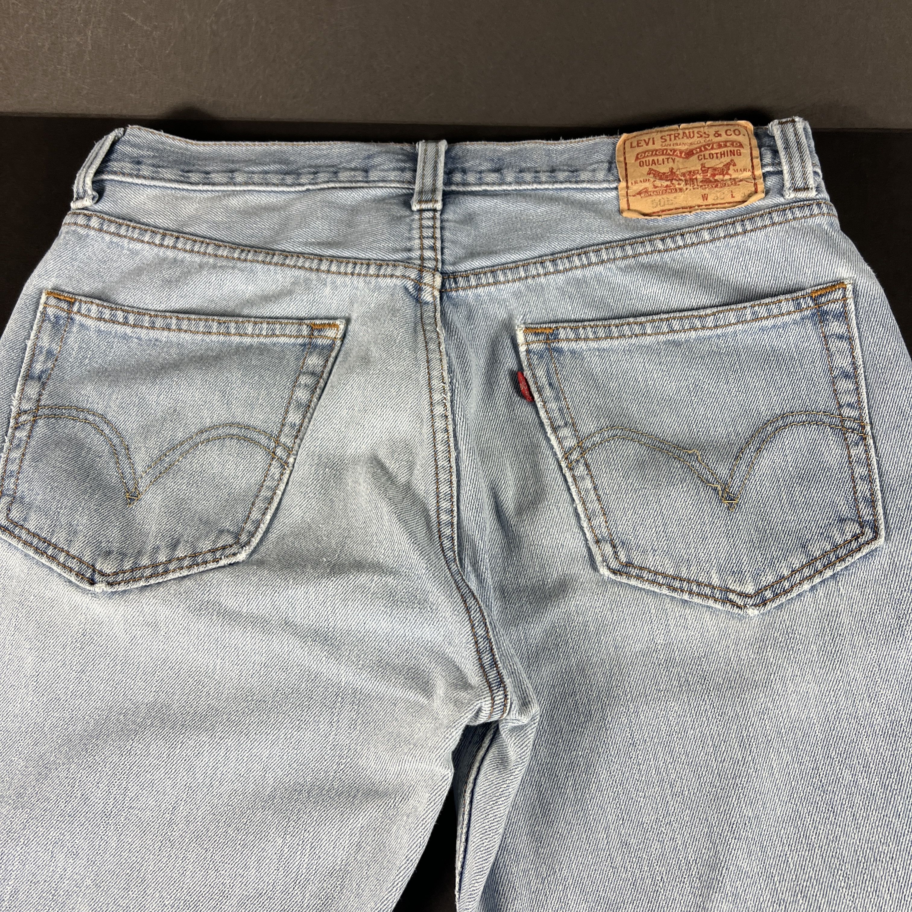 Levi's Y2K Levi's Jean 505 Straight Blue Distressed Denim Size US 33 - 12 Thumbnail