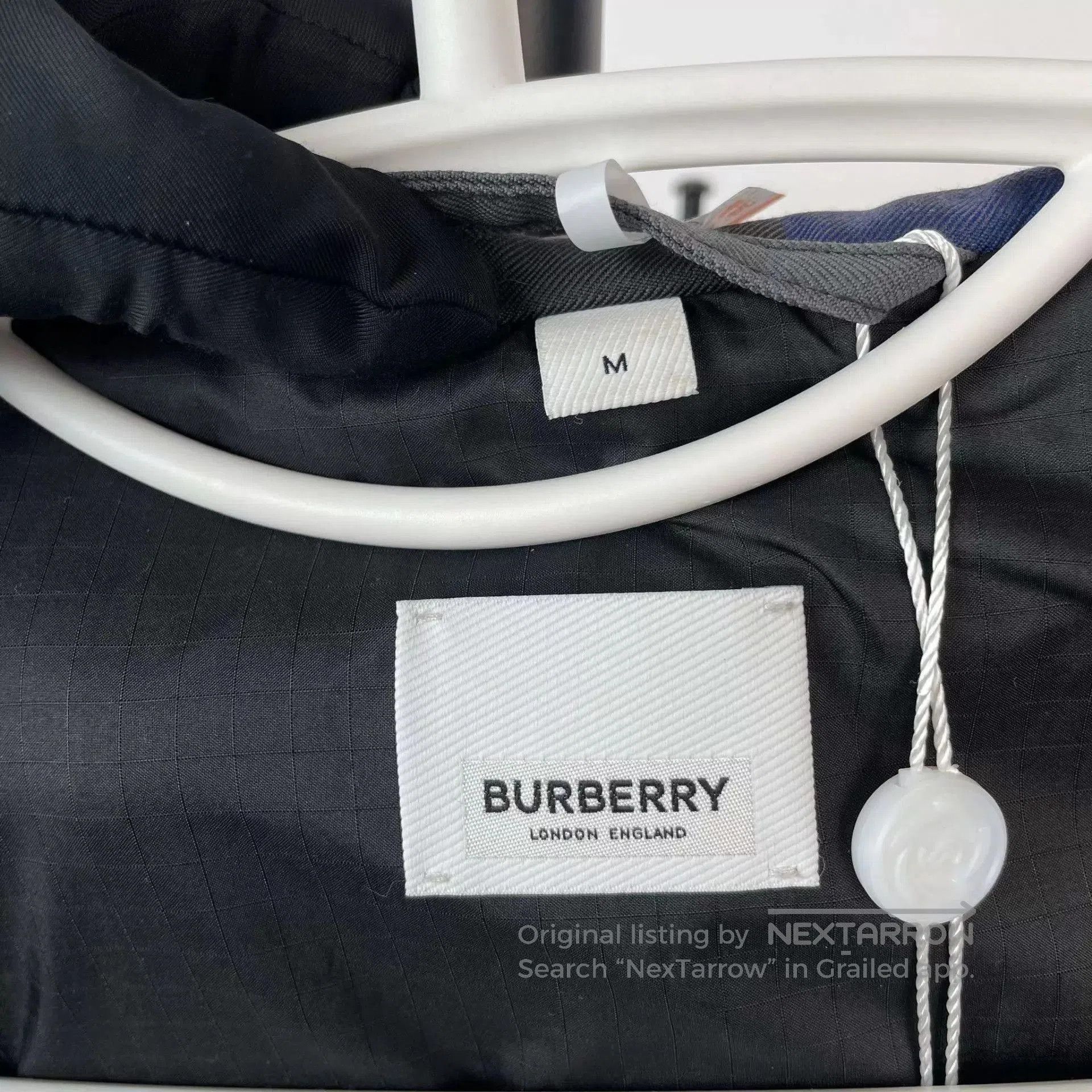 Burberry Hooded Checkered Light Jacket Blue Size M. Size US M / EU 48-50 / 2 - 6 Thumbnail