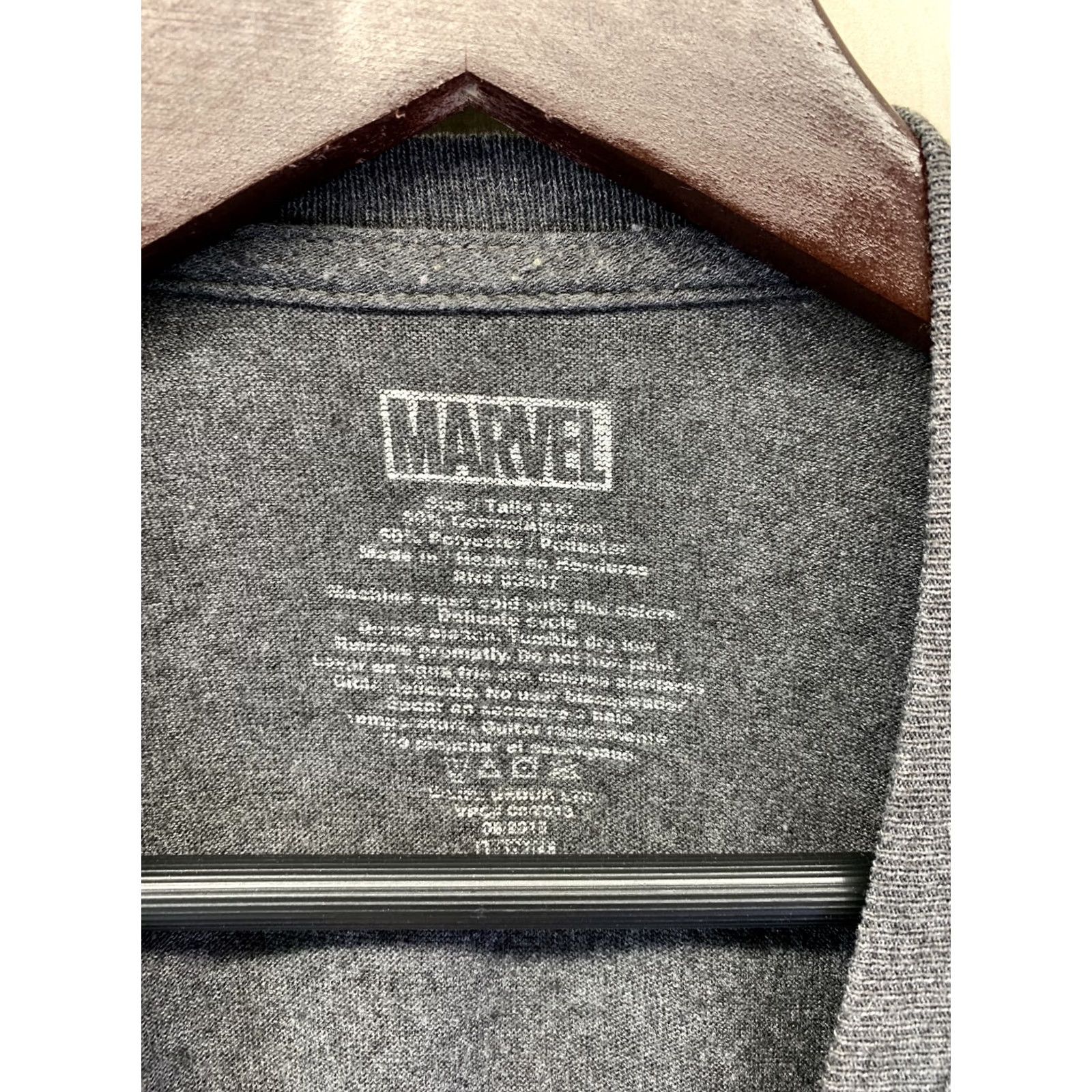 Vintage Marvel DEADPOOL Mens Distressed Graphic Tee Gray Short Sleeve Shirt Sz 2XL-5429 Size US XXL / EU 58 / 5 - 3 Thumbnail