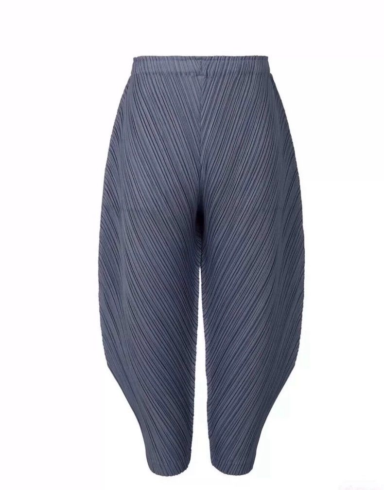 Issey Miyake Issey Miyake Blue-gray chicken leg pants Size 26" / US 2 / IT 38 - 2 Thumbnail