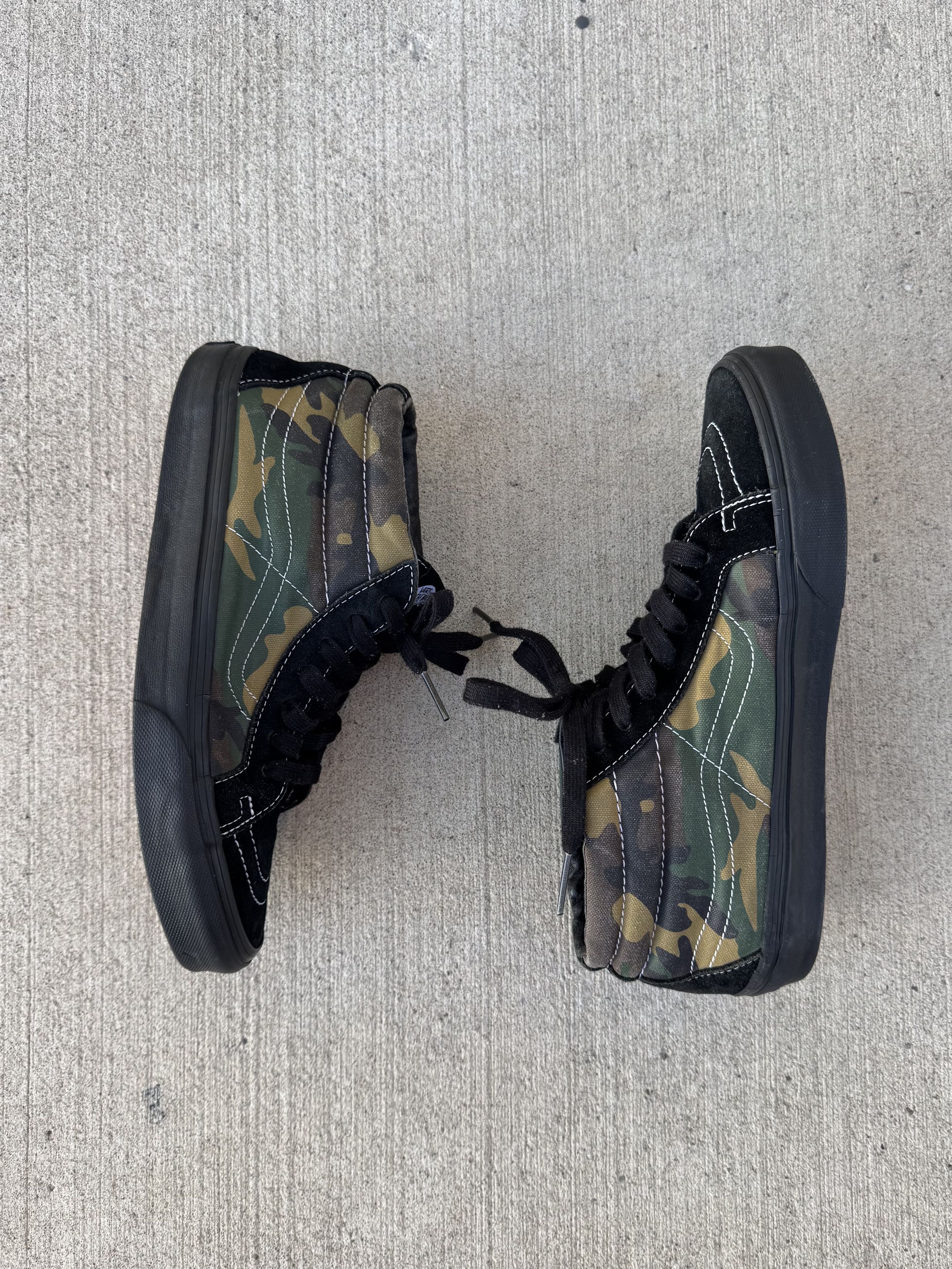 Supreme × Vans ss15 supreme vans sk8 mid in woodland camo. Size US 9.5 / EU 42-43 - 1 Thumbnail