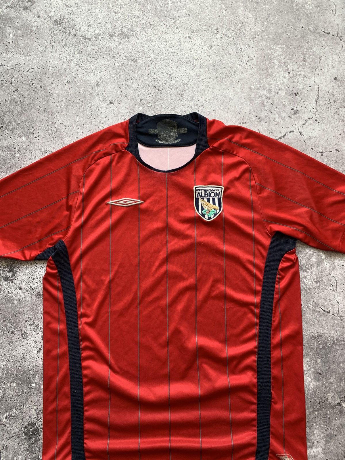 Umbro 🔥UMBRO WEST BROMWICH ALBION 2009/10 AWAY SOCCER SHIRT Size US L / EU 52-54 / 3 - 3 Thumbnail