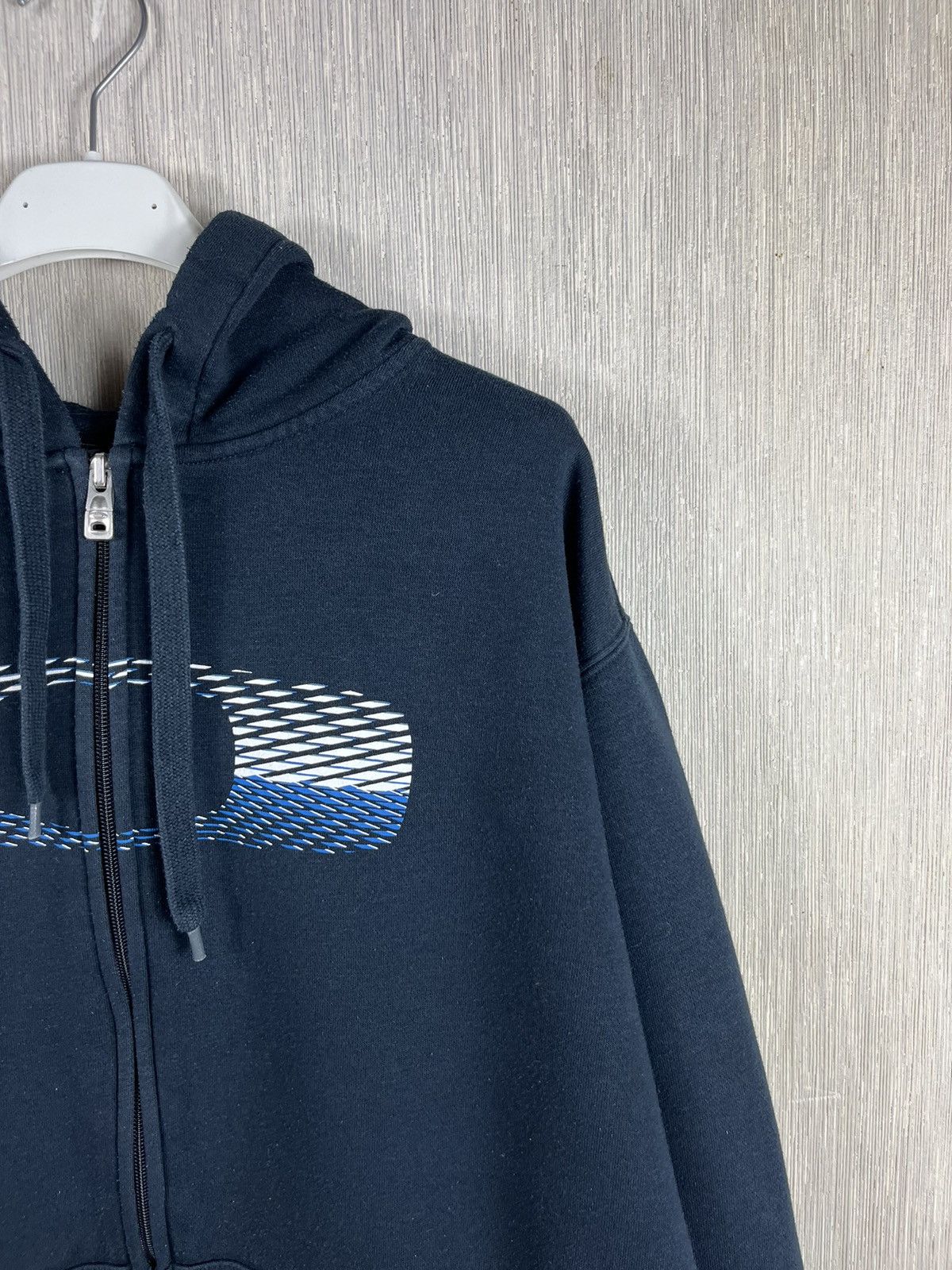 Oakley × Vintage Vintage Oakley y2k zip hoodie sweatshirt big logo elipse Size US L / EU 52-54 / 3 - 5 Thumbnail