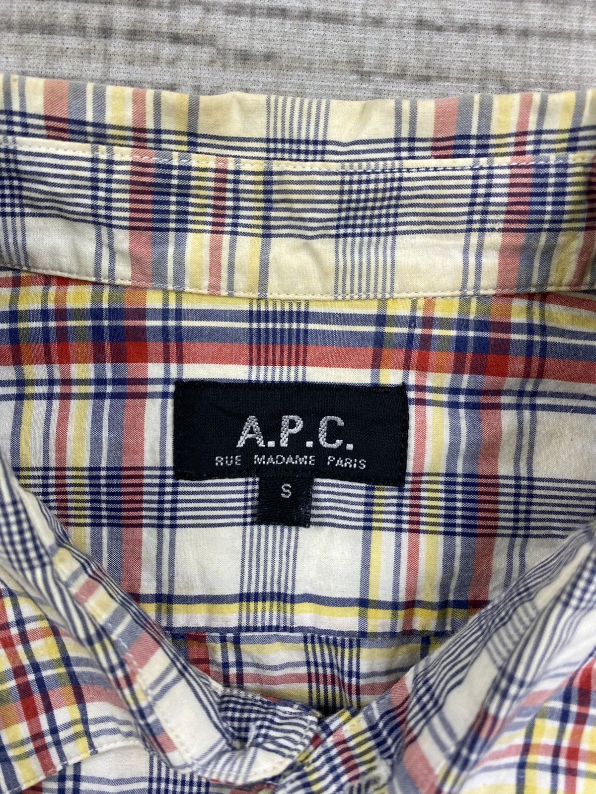 A.P.C. × Japanese Brand × Vintage Vintage A.P.C Checkered Button Ups Shirt Size US S / EU 44-46 / 1 - 7 Thumbnail