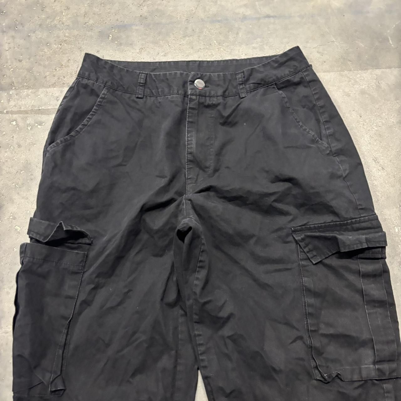 Japanese Brand × Vintage Crazy Vintage Y2K/2000s Black Grunge Streetwear Cargo Pants! Size US 26 / EU 42 - 5 Thumbnail
