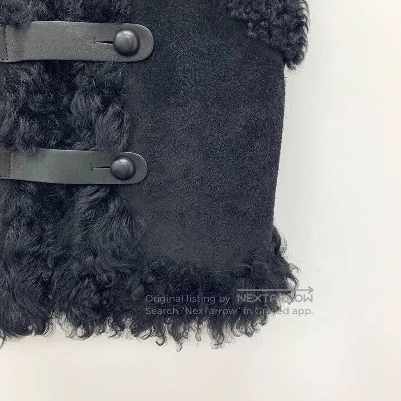 Saint Laurent Paris Saint Laurent Black Shearling Vest Jacket. Size US S / EU 44-46 / 1 - 4 Thumbnail